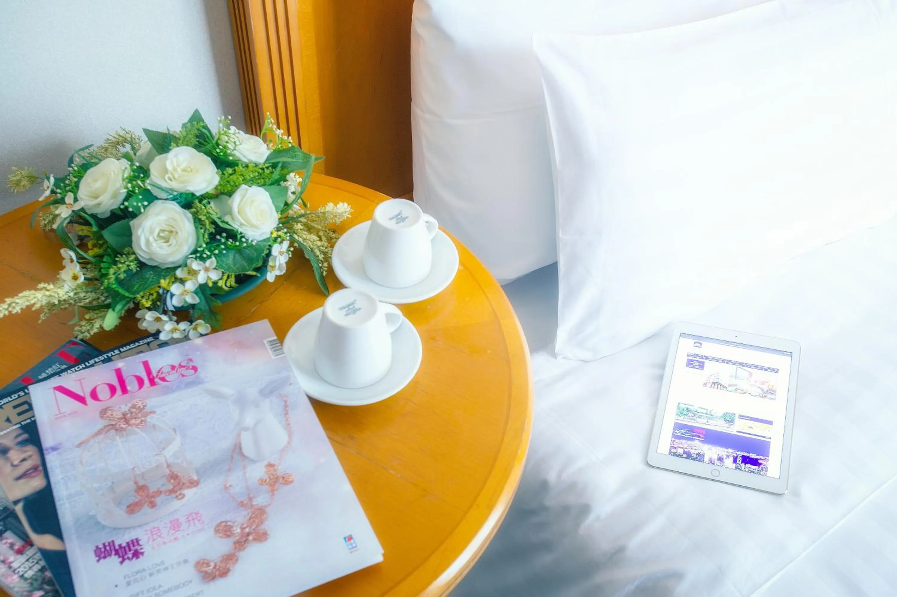 Decorative detail, Bed in BEST WESTERN PLUS Hotel Hong Kong