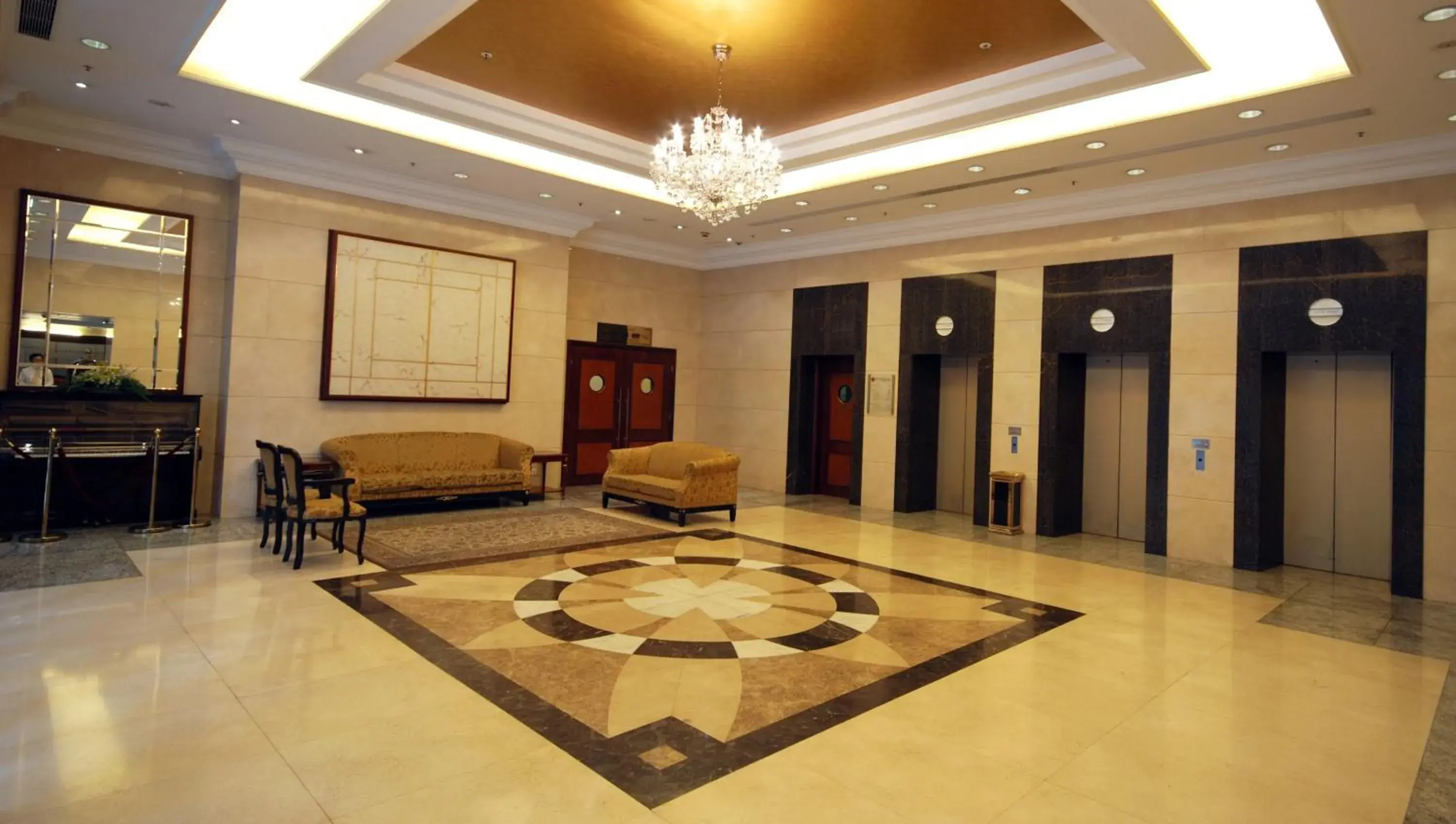 Lobby or reception in BEST WESTERN PLUS Hotel Hong Kong Lobby or reception in BEST WESTERN PLUS Hotel Hong Kong