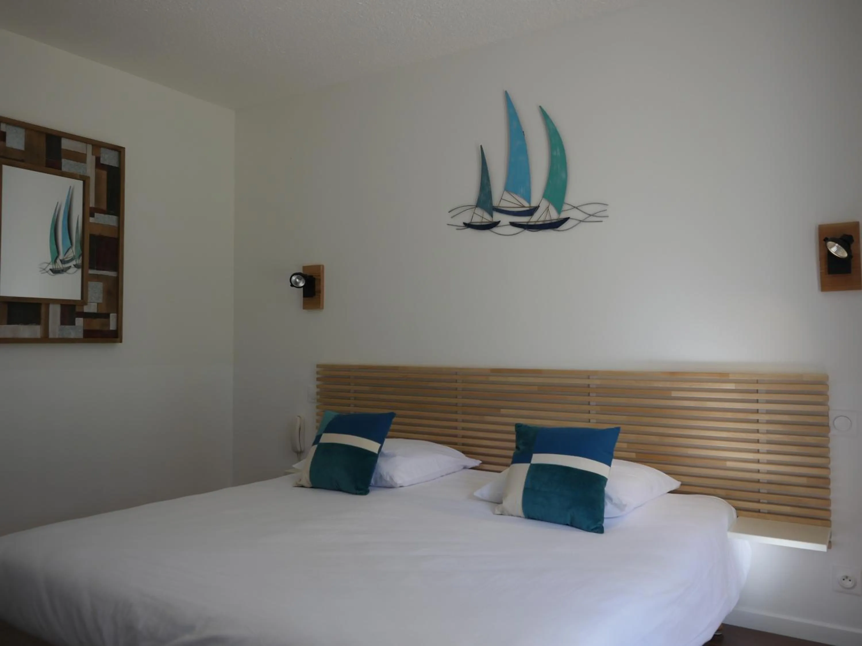 Bed in Hôtel des Dunes Noirmoutier