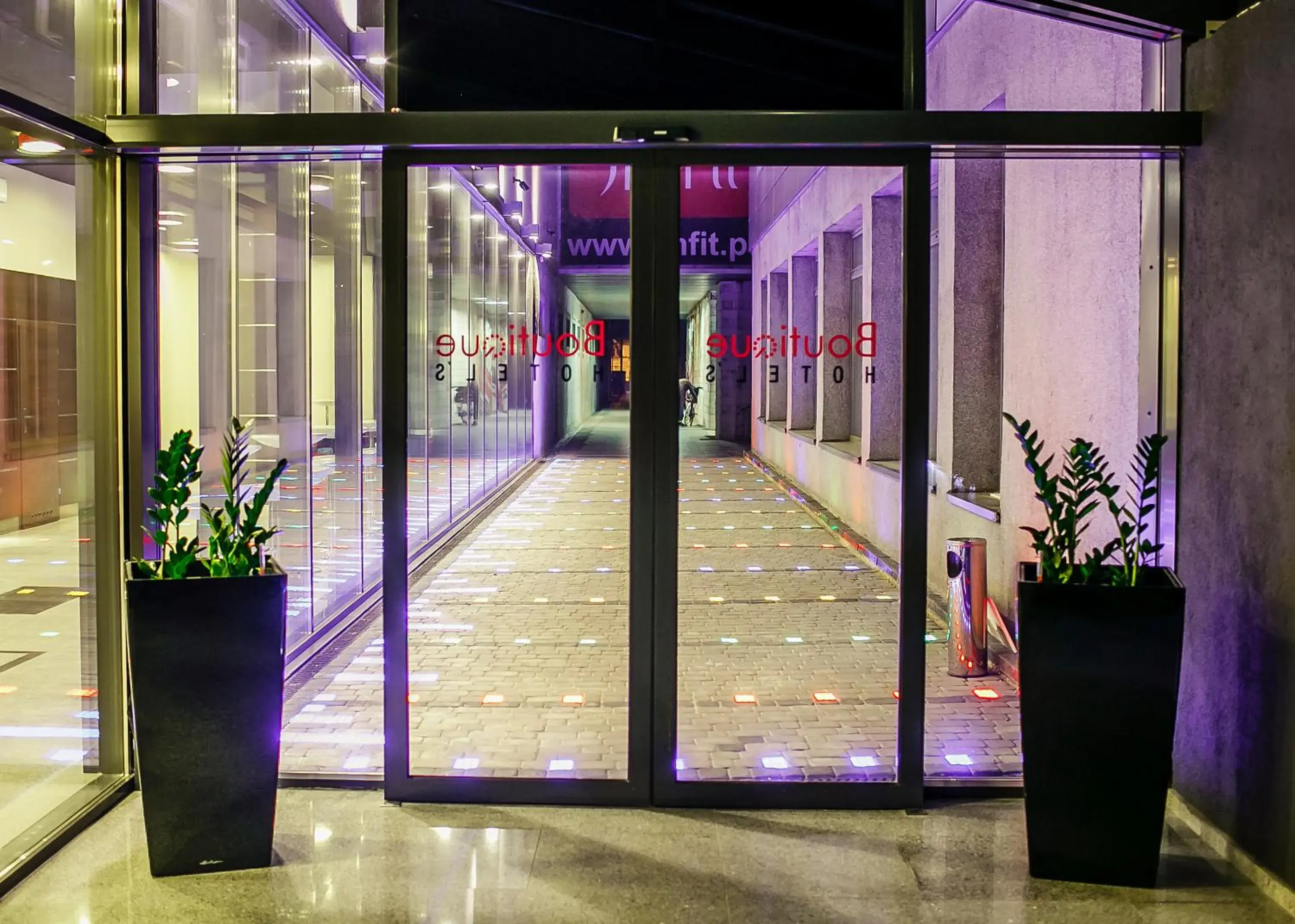 Facade/entrance in Boutique Hotel's III Piłsudskiego Facade/entrance in Boutique Hotel's III Piłsudskiego