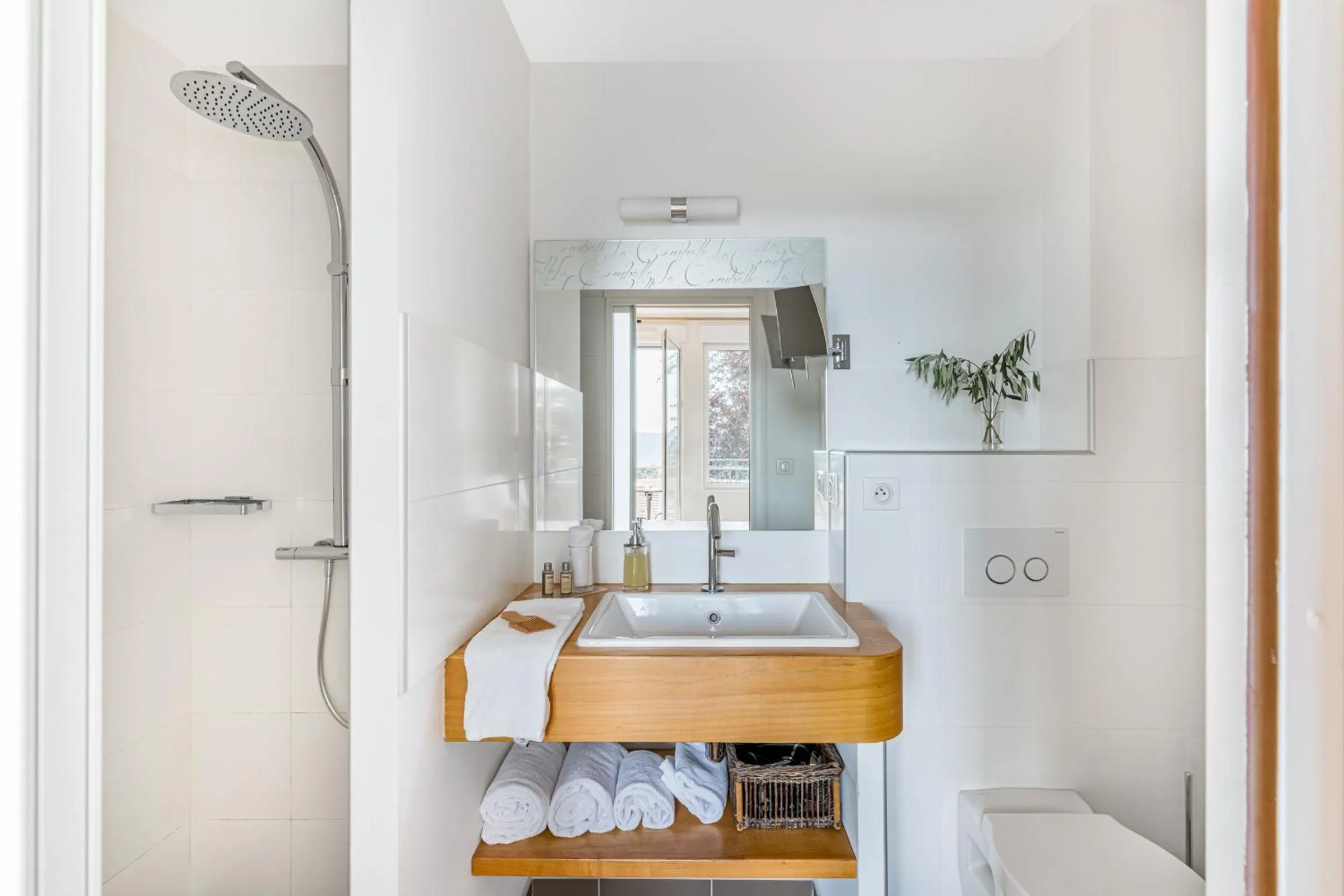 Double Room with Balcony - single occupancy in Villa Elisa M