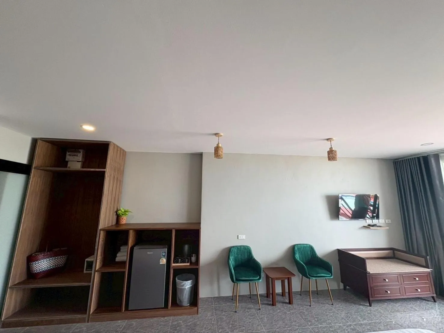 TV and multimedia in Bliss Resort Krabi