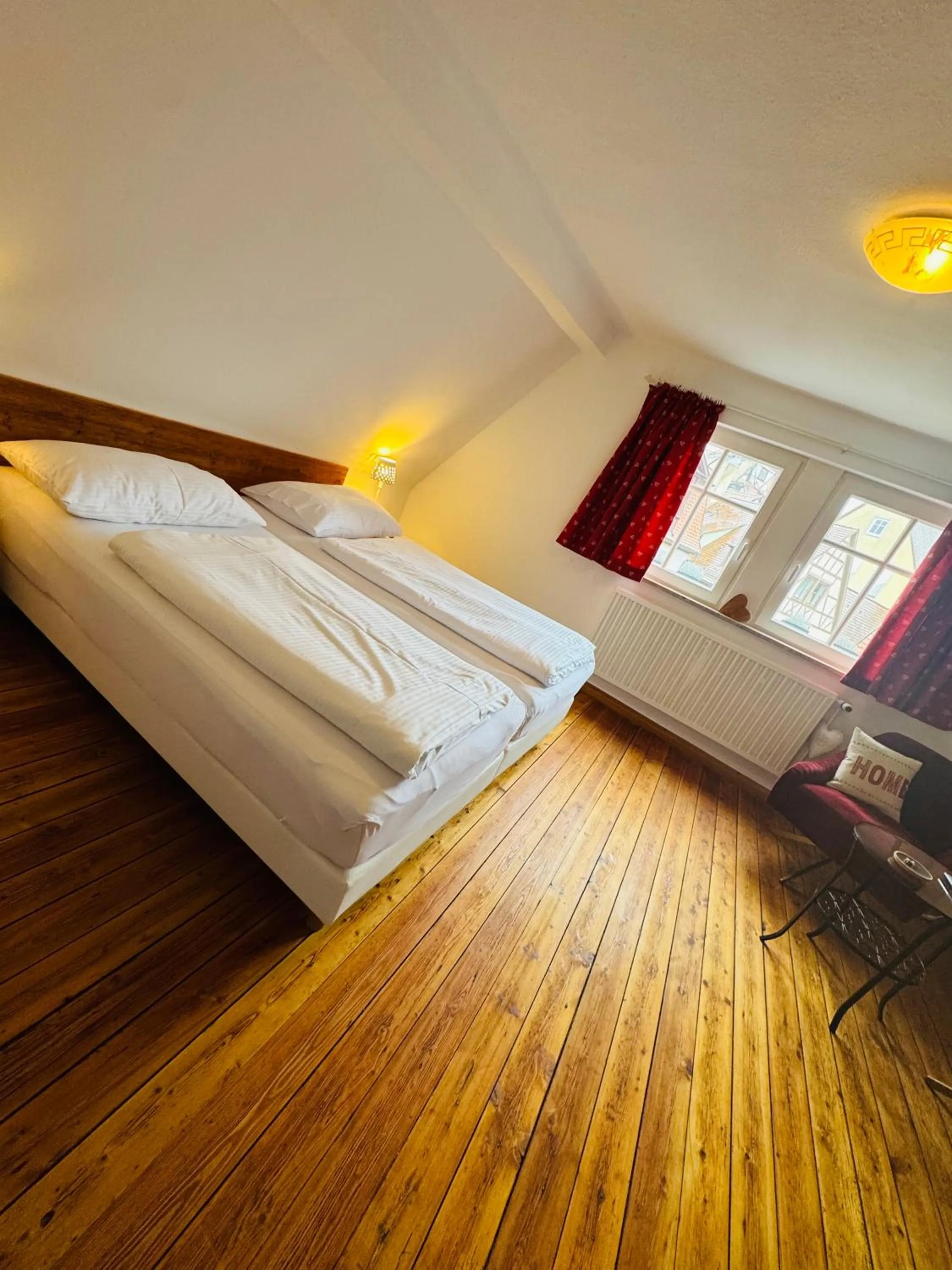 Bed in Gästehaus Alter Keller