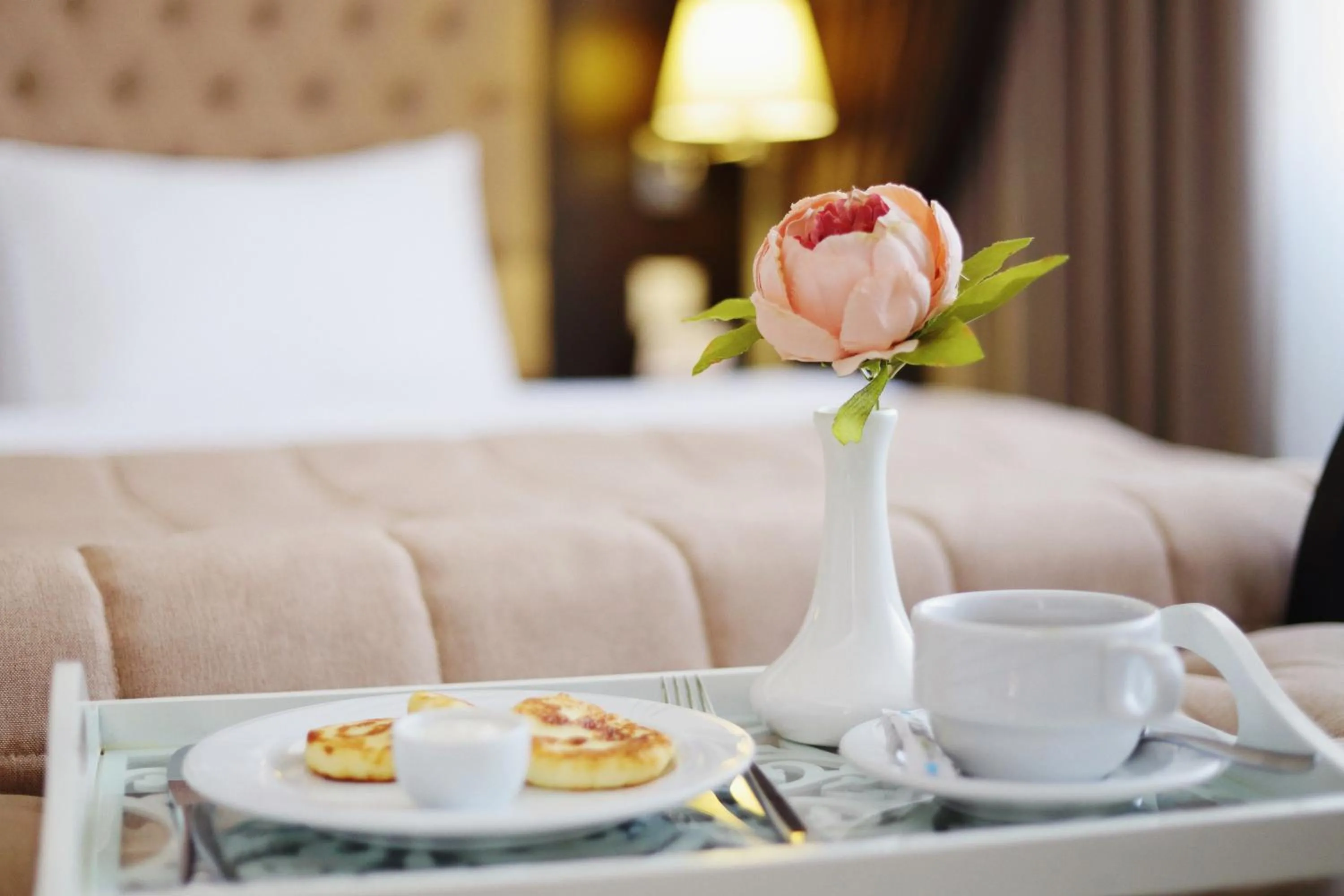 Breakfast, Bed in Hotel Home Parq