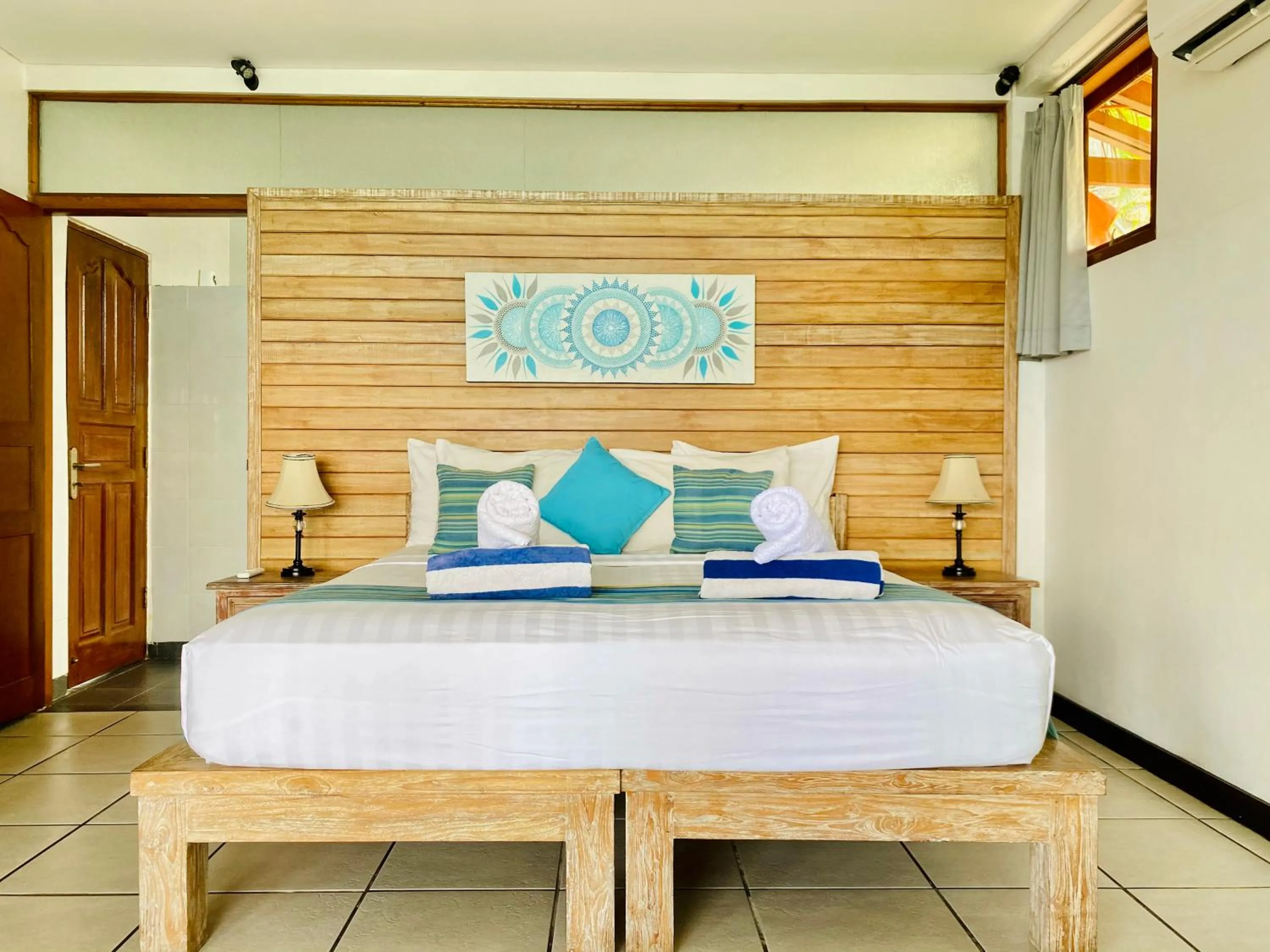 Bed in Lembongan Sanctuary Villas