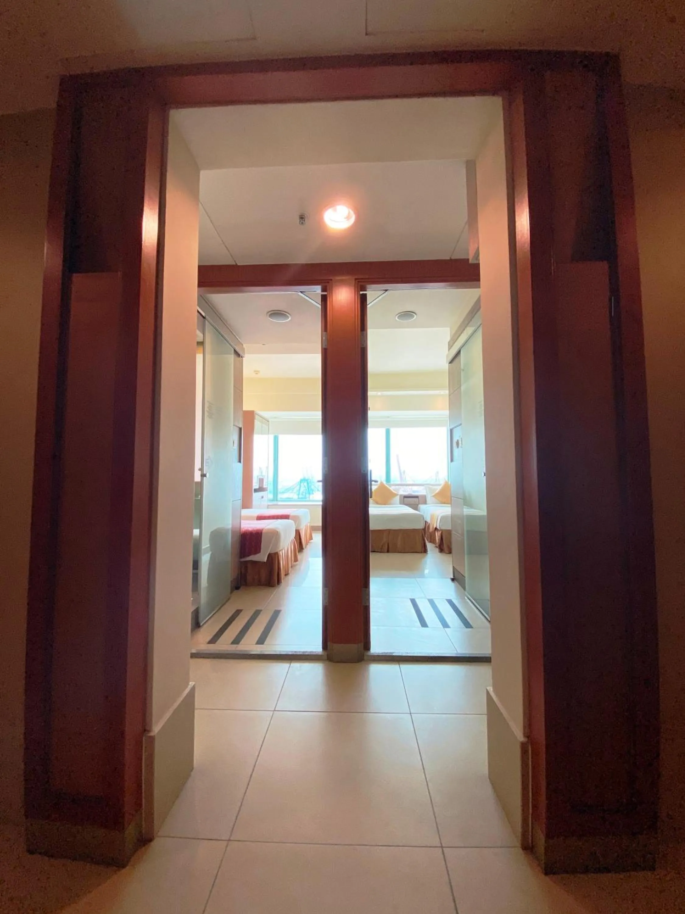 Bedroom, Bed in Rambler Oasis Hotel