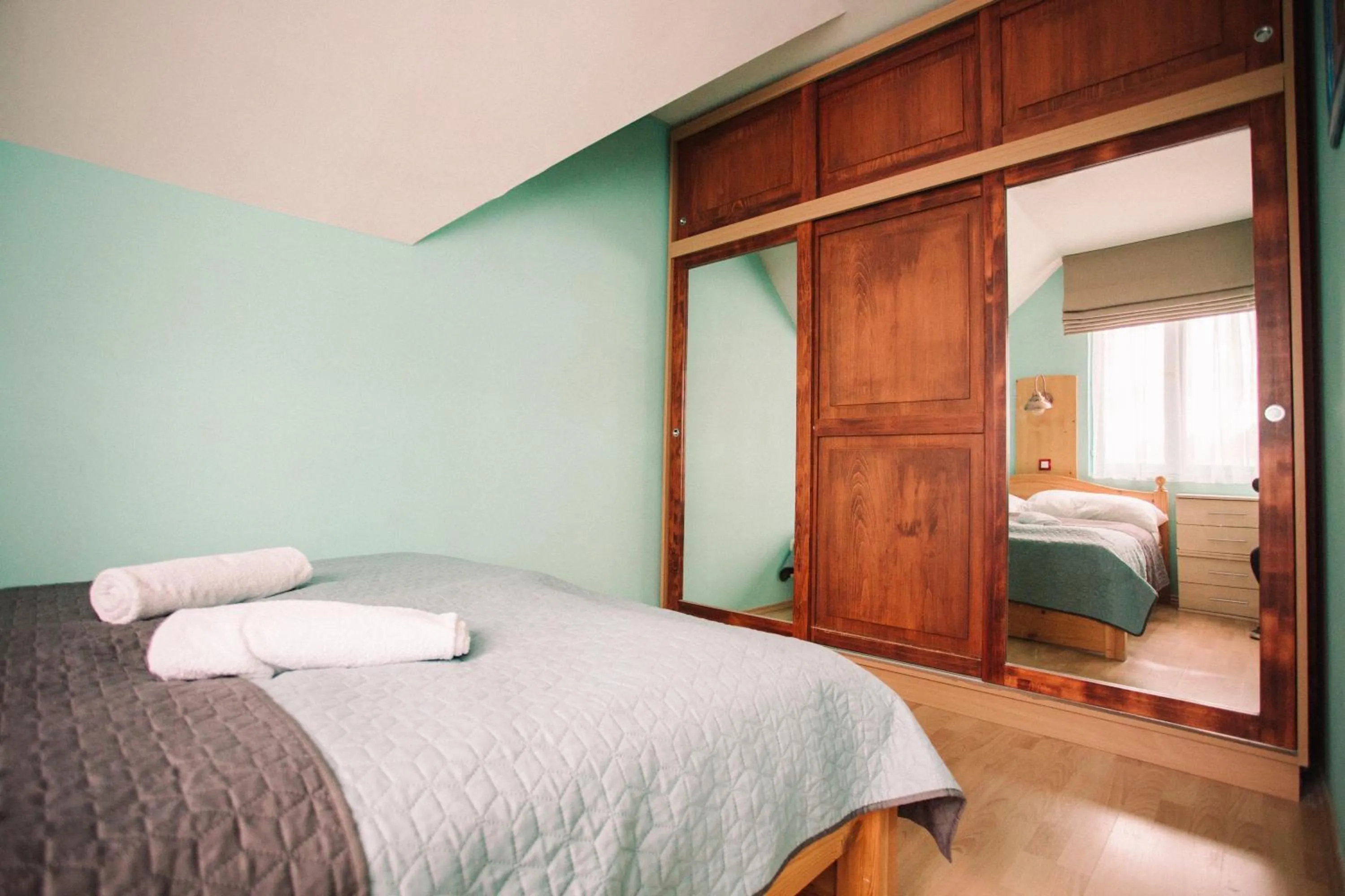 Bedroom, Bed in Ötösfogat Panzió