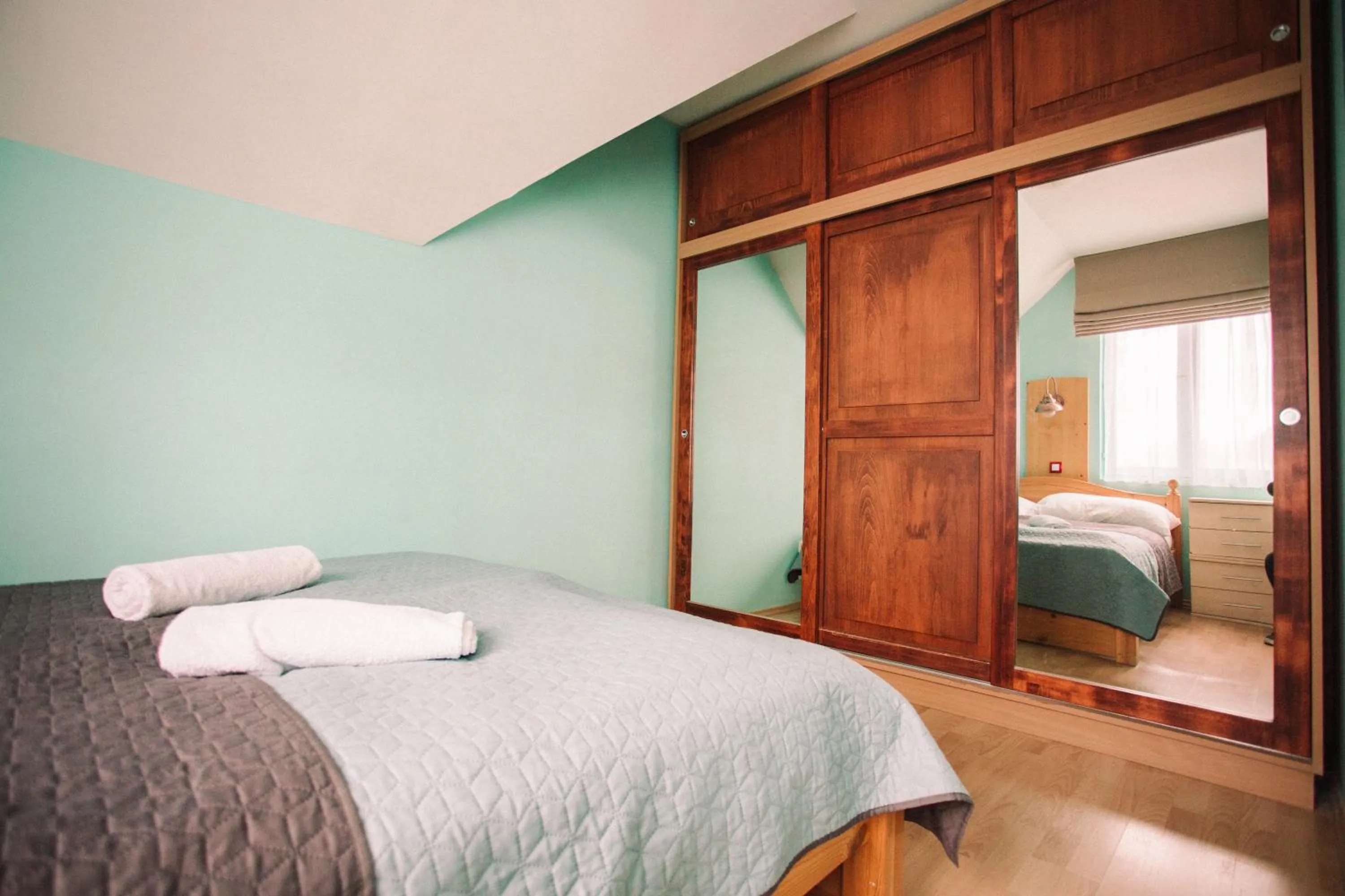 Bed in Ötösfogat Panzió