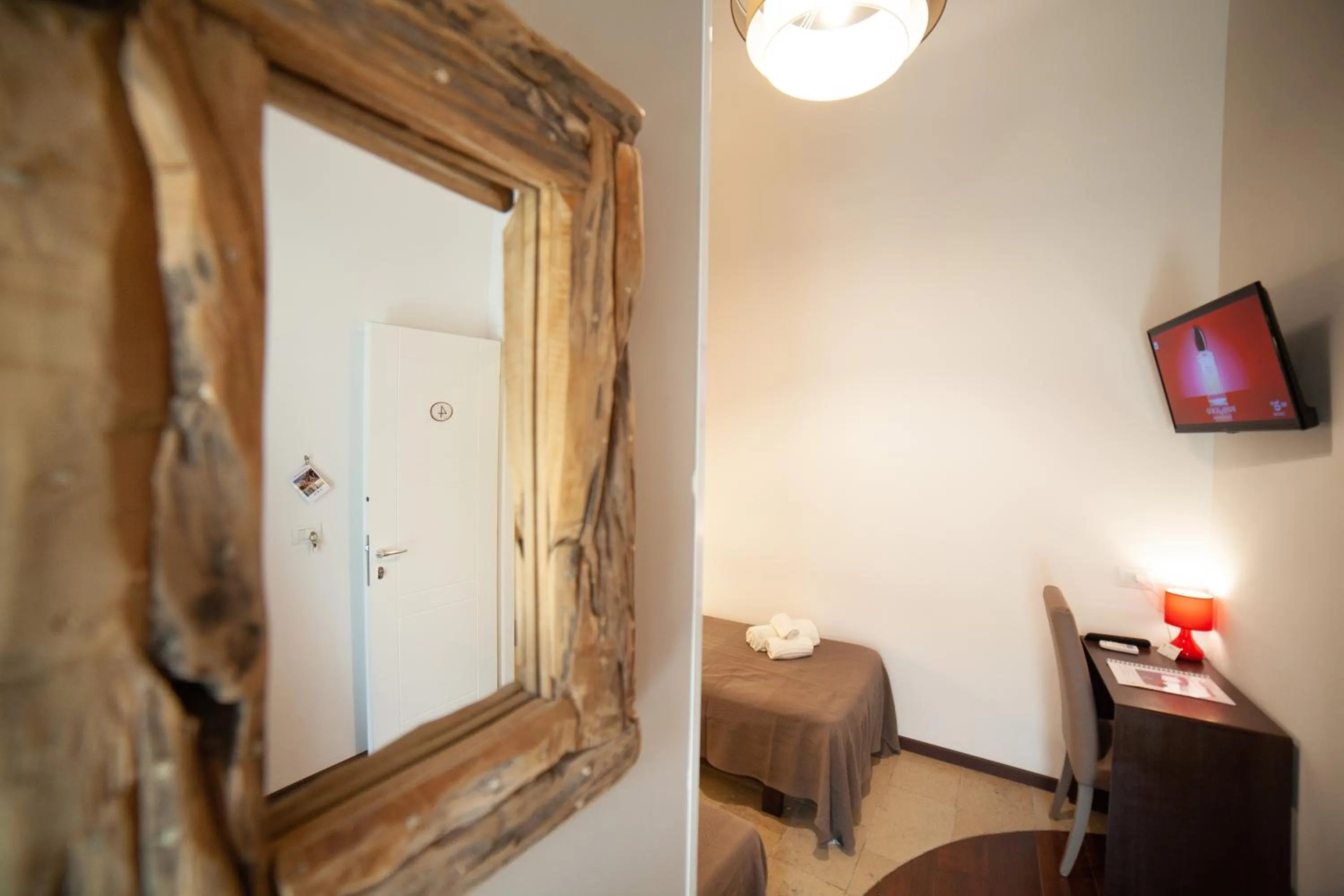 TV and multimedia in B&B Ninfeo Siracusa - Rooms & Breakfast