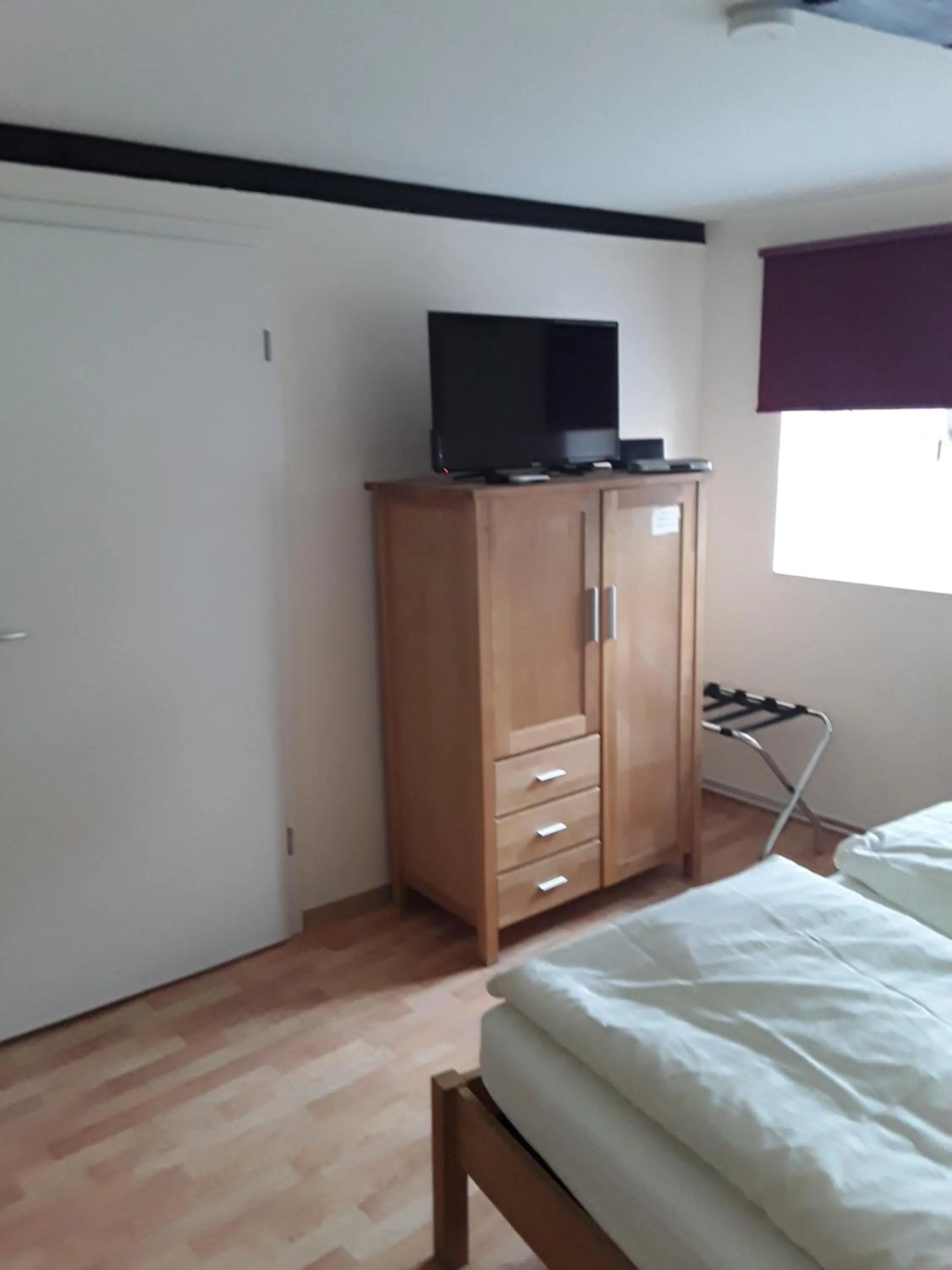 TV and multimedia, Bed in Gästehaus Oh-La-La