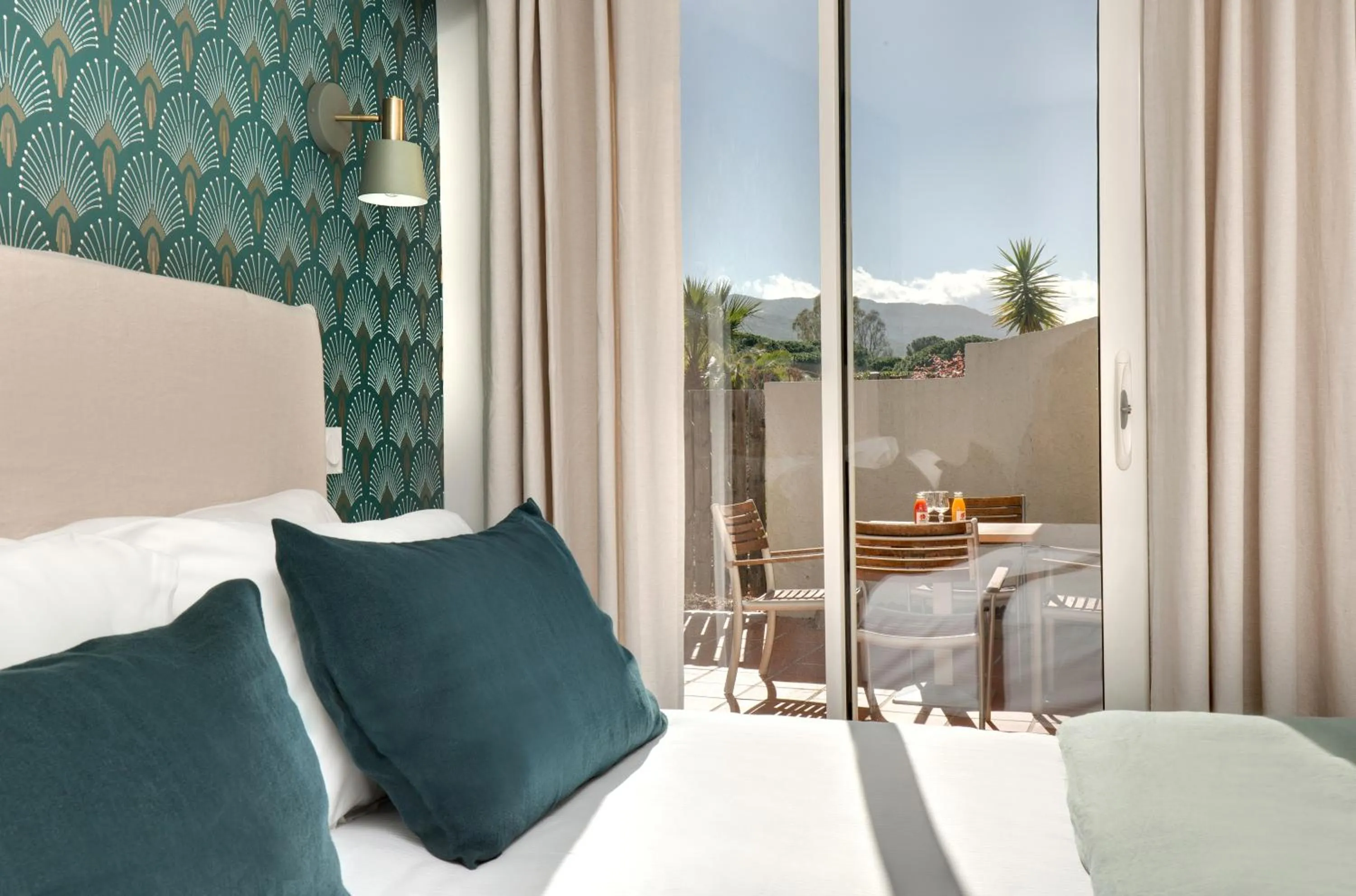 Bedroom, Bed in Hôtel & Spa Les Mouettes