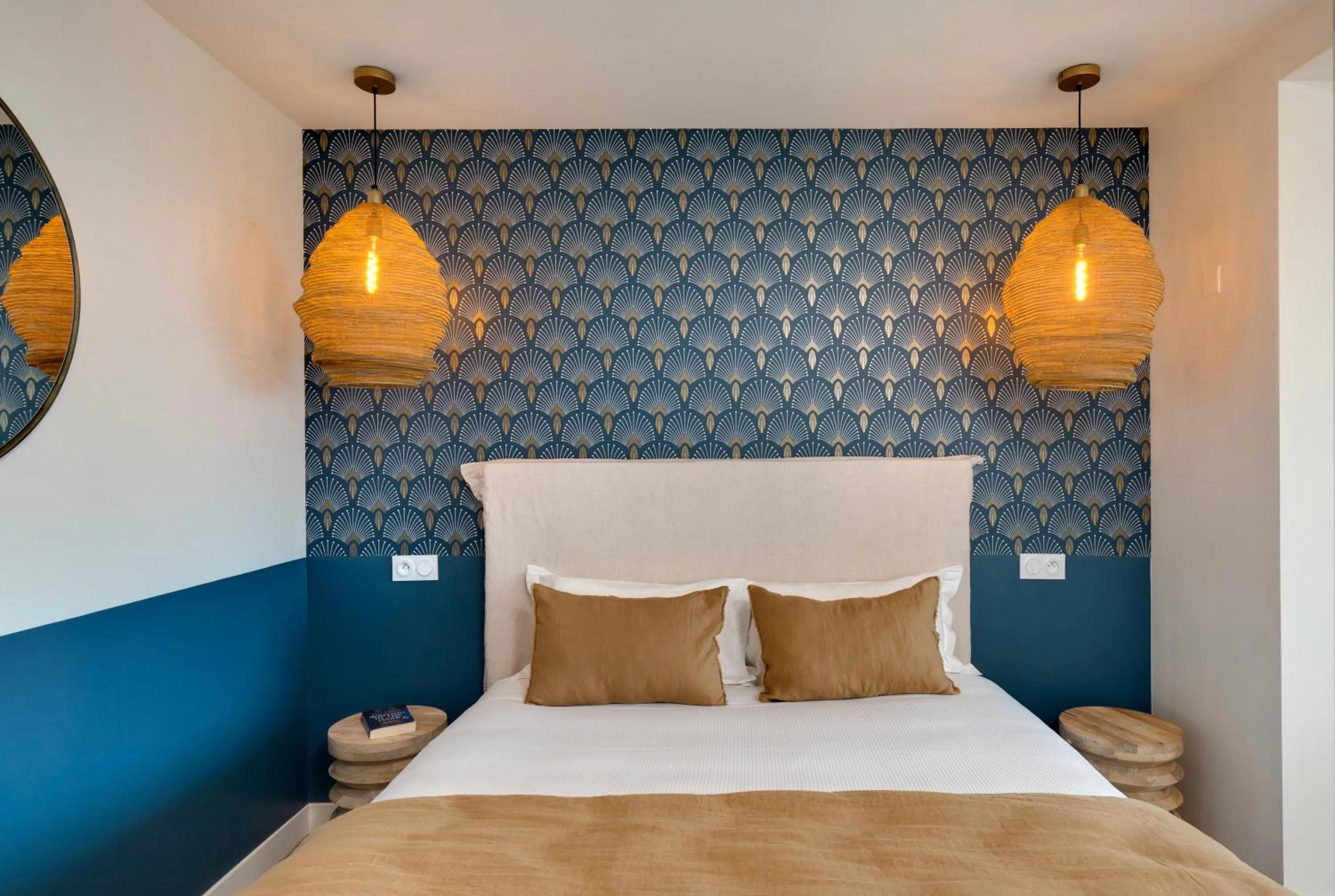 Bedroom, Bed in Hôtel & Spa Les Mouettes