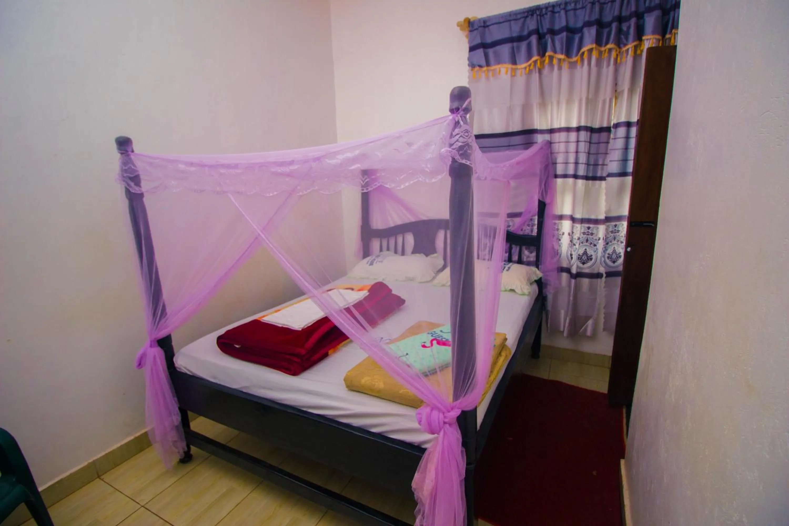 Photo of the whole room in Nice Guest House