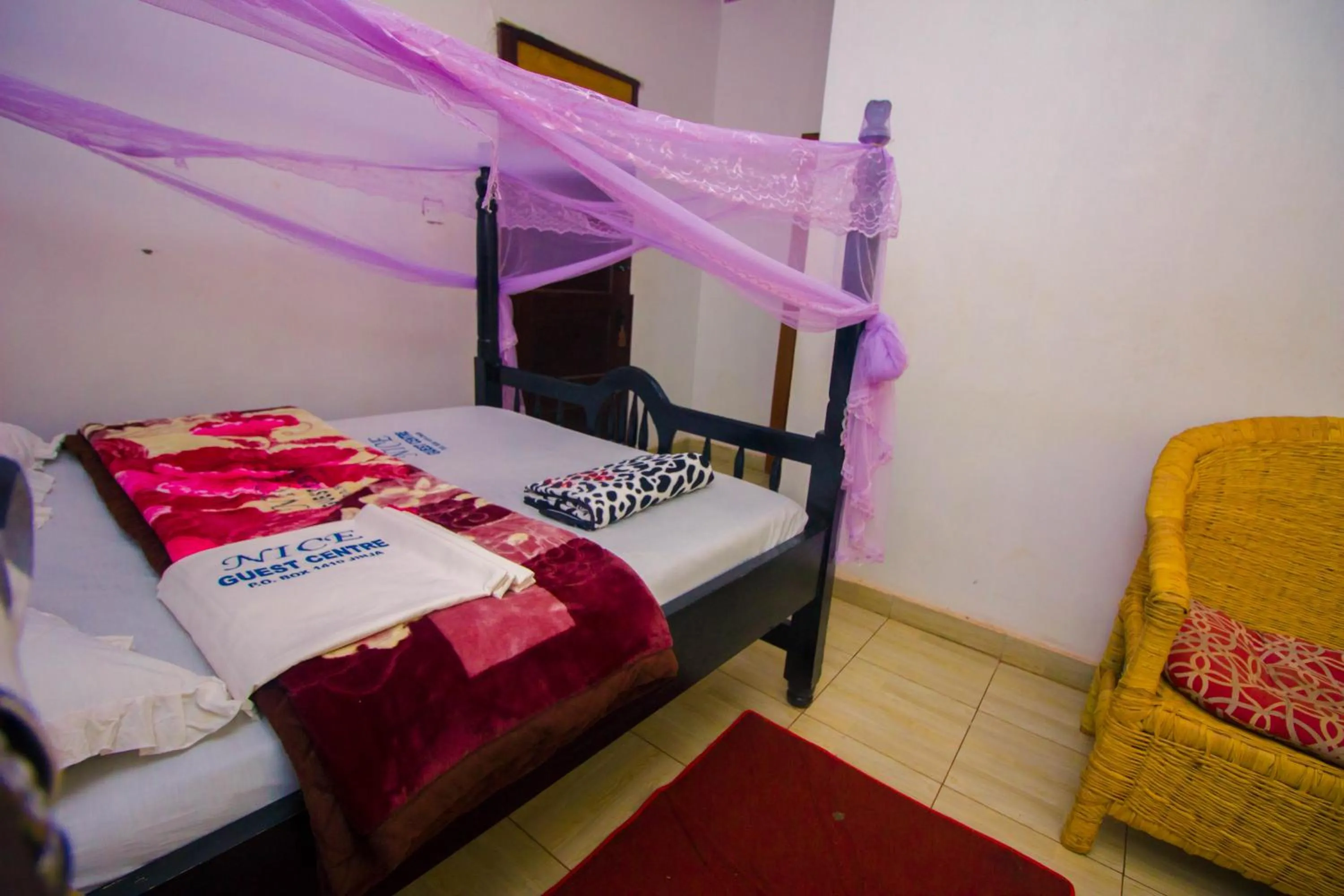 Bed in Nice Guest House