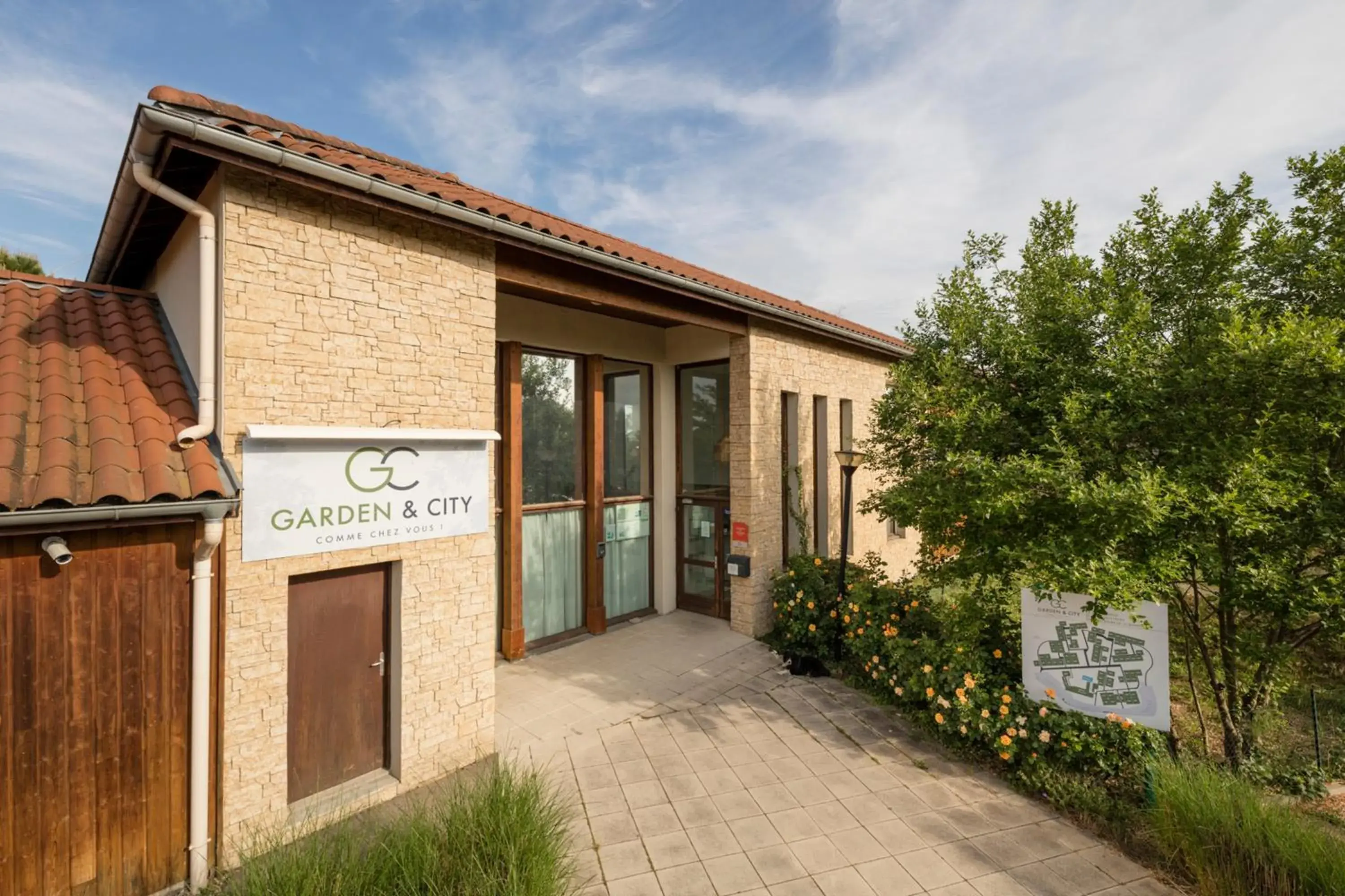 Property building in Garden & City Lyon - Marcy Property building in Garden & City Lyon - Marcy