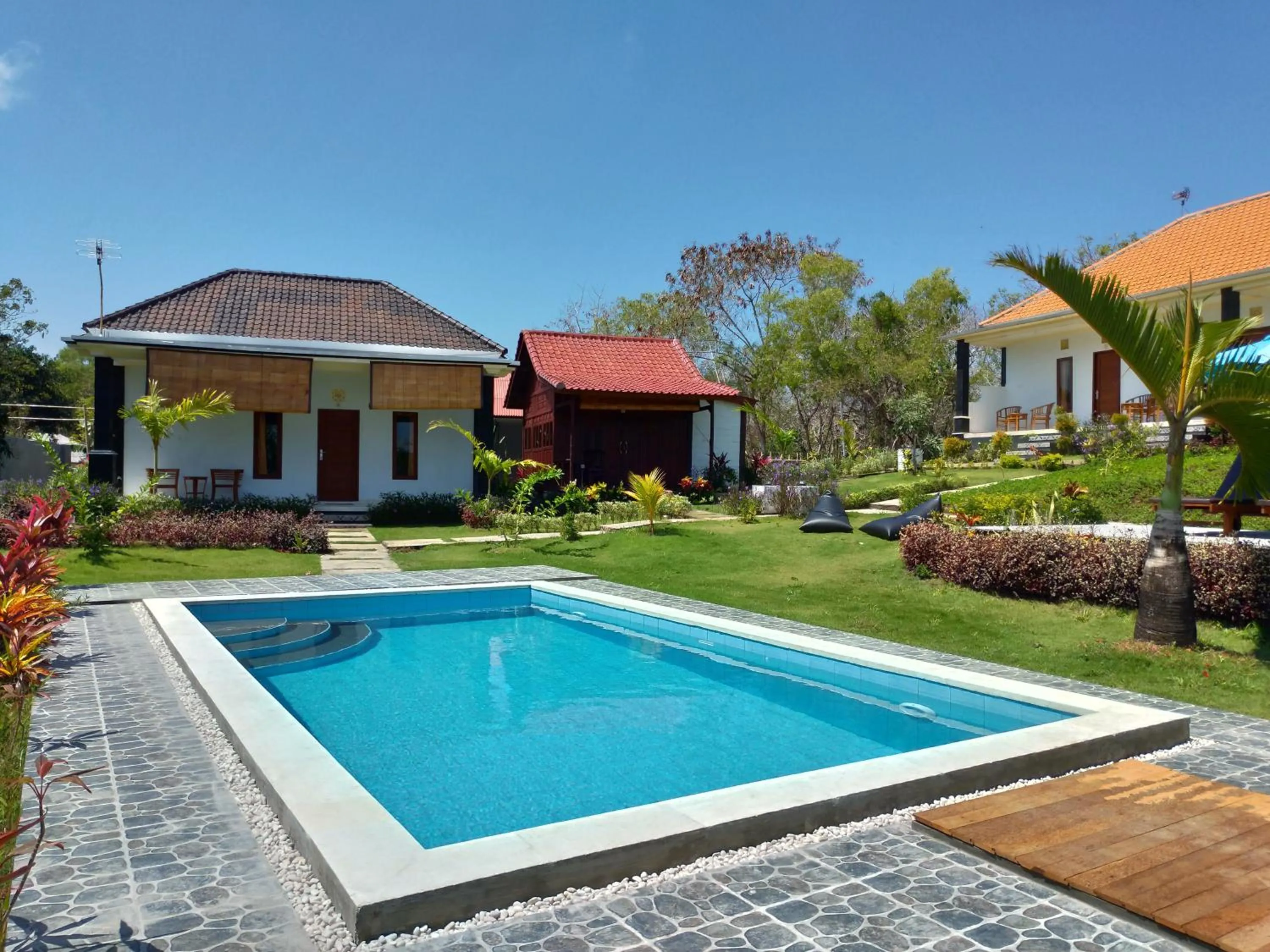 Swimming pool in The Pande Hill Homestay