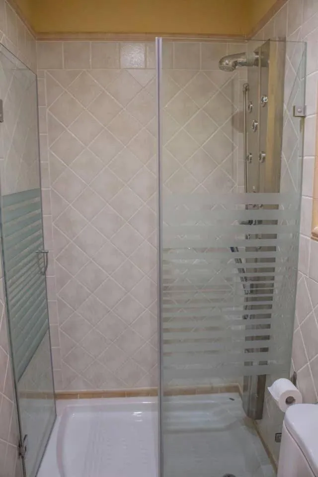 Bathroom in Martin Gamero Apartments