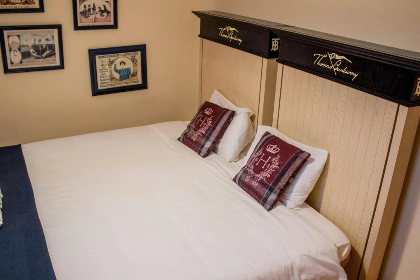 Bed in Martin Gamero Apartments