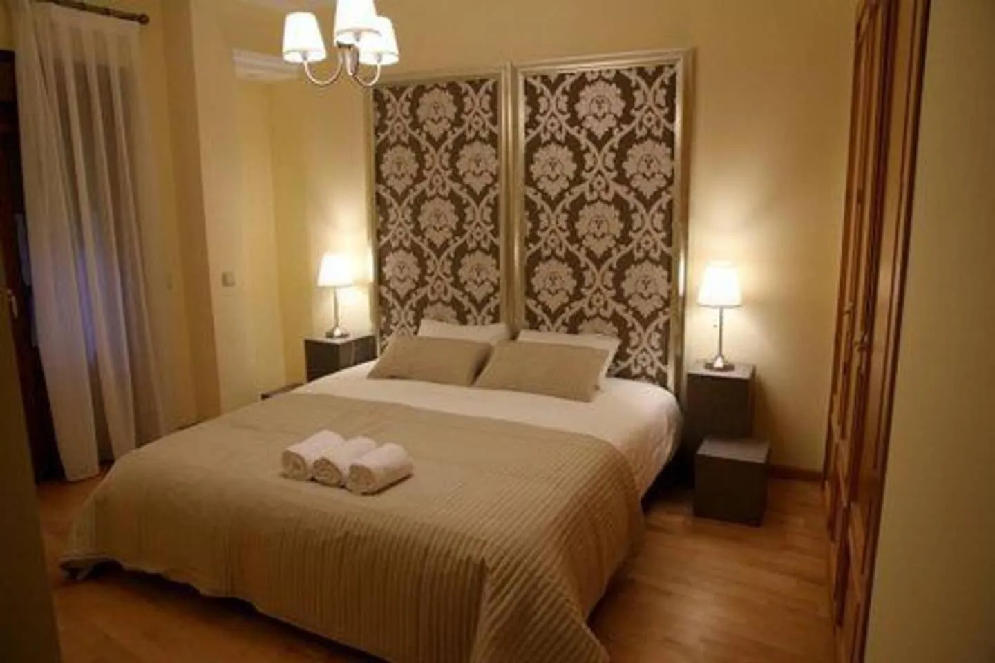 Bed in Martin Gamero Apartments