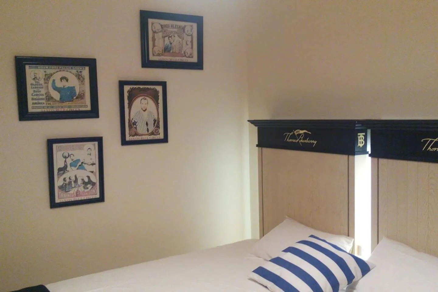 Bed in Martin Gamero Apartments