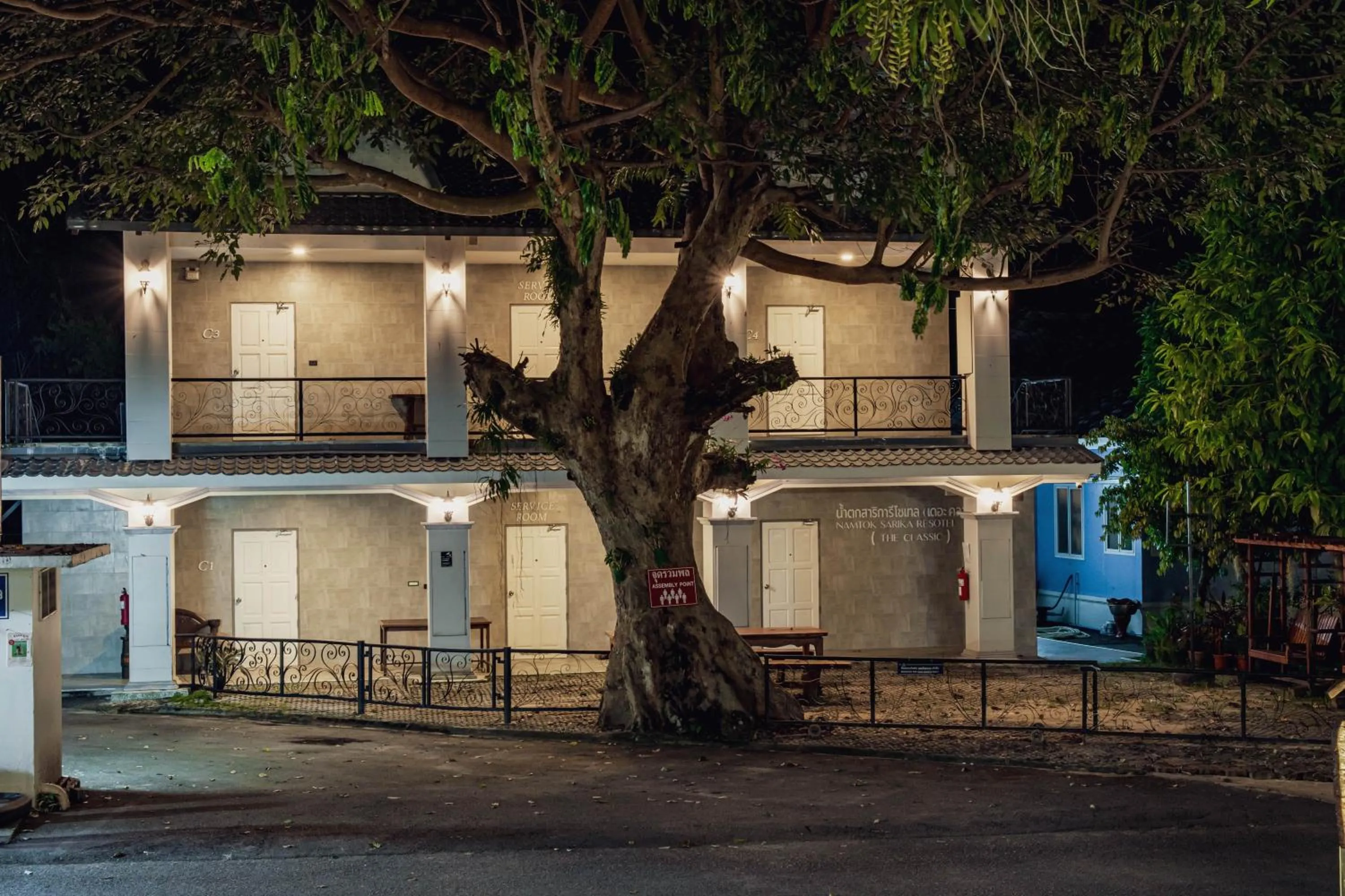 Property building in Namtok Sarika Resotel