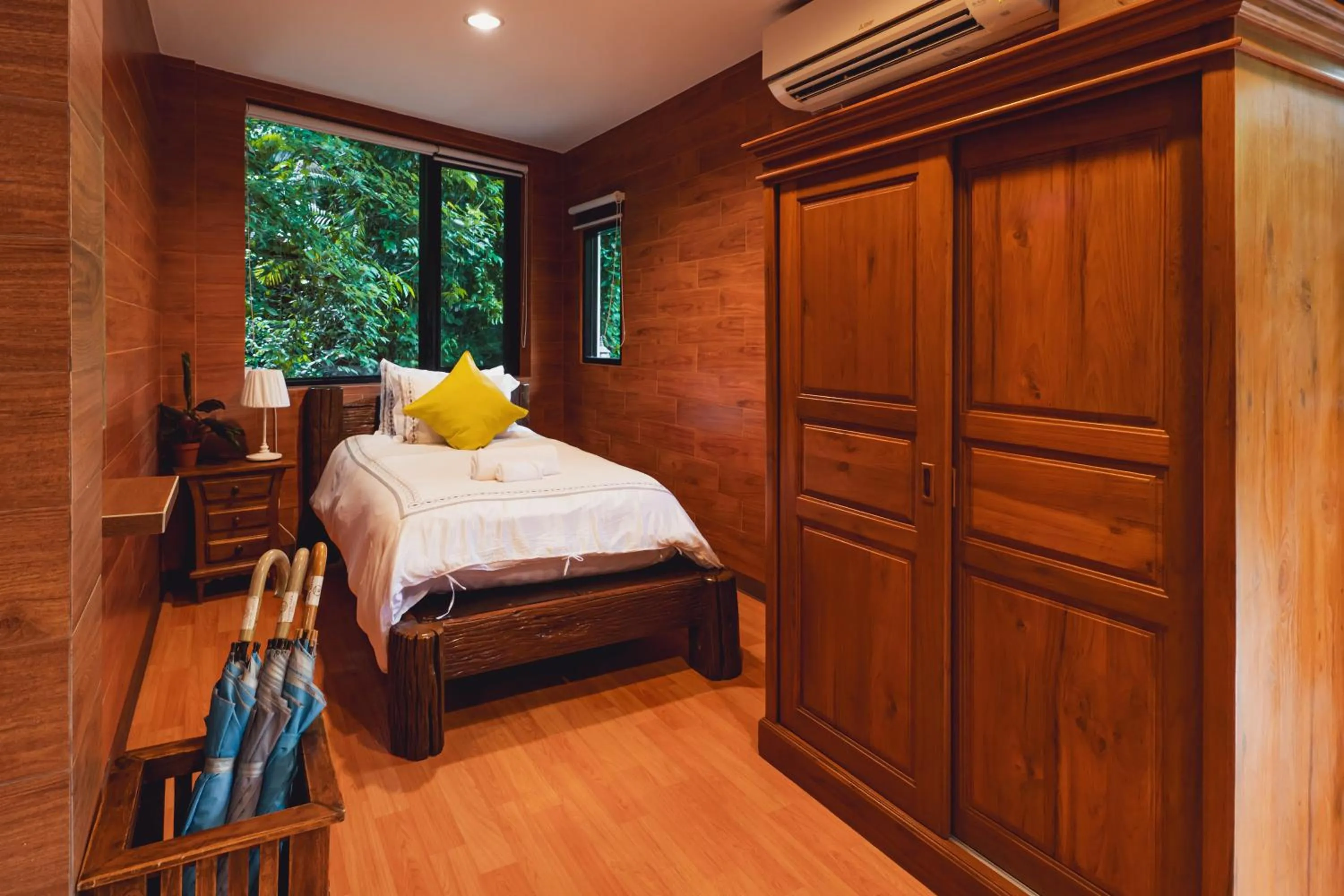 Bed in Namtok Sarika Resotel