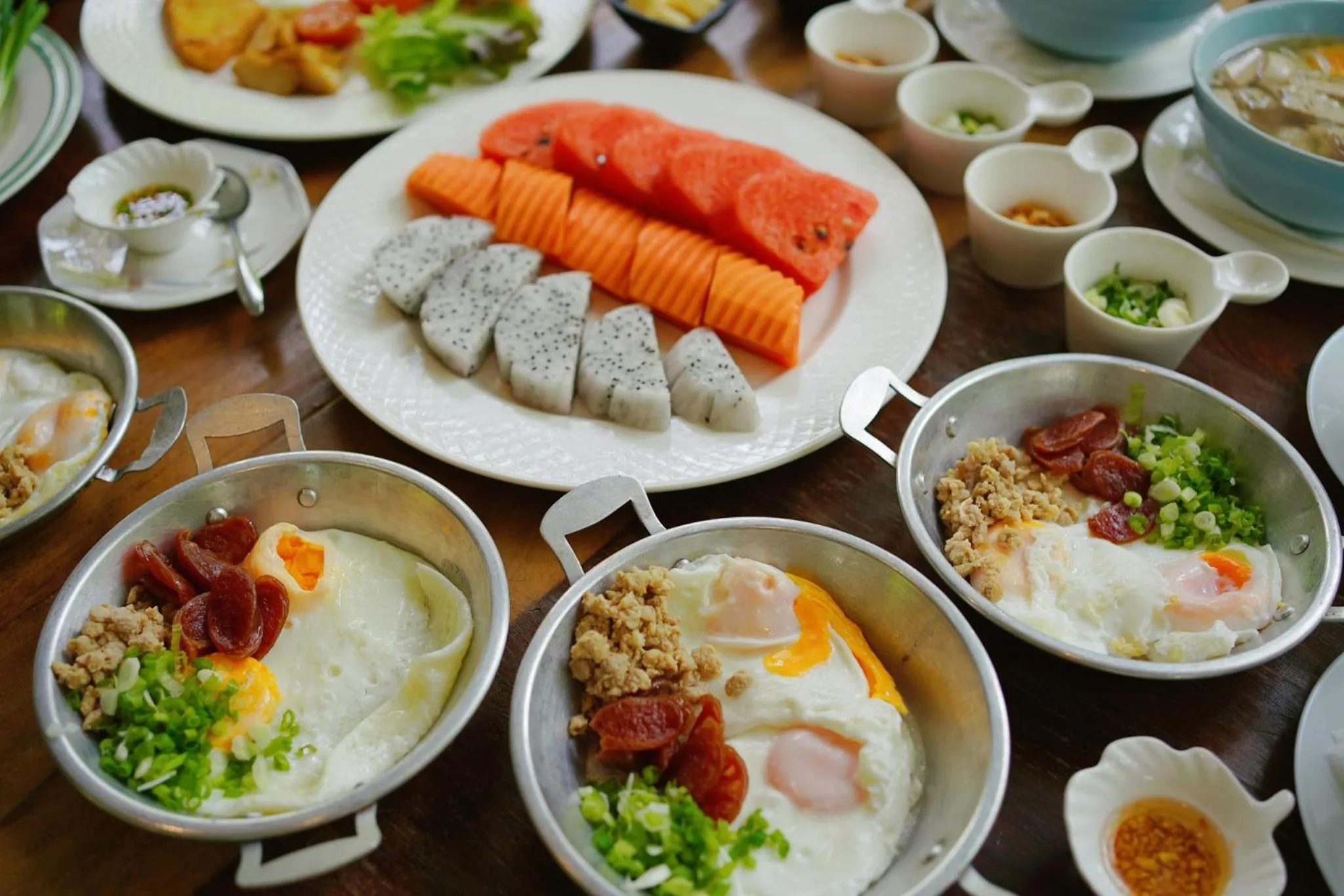 Food and drinks in Namtok Sarika Resotel