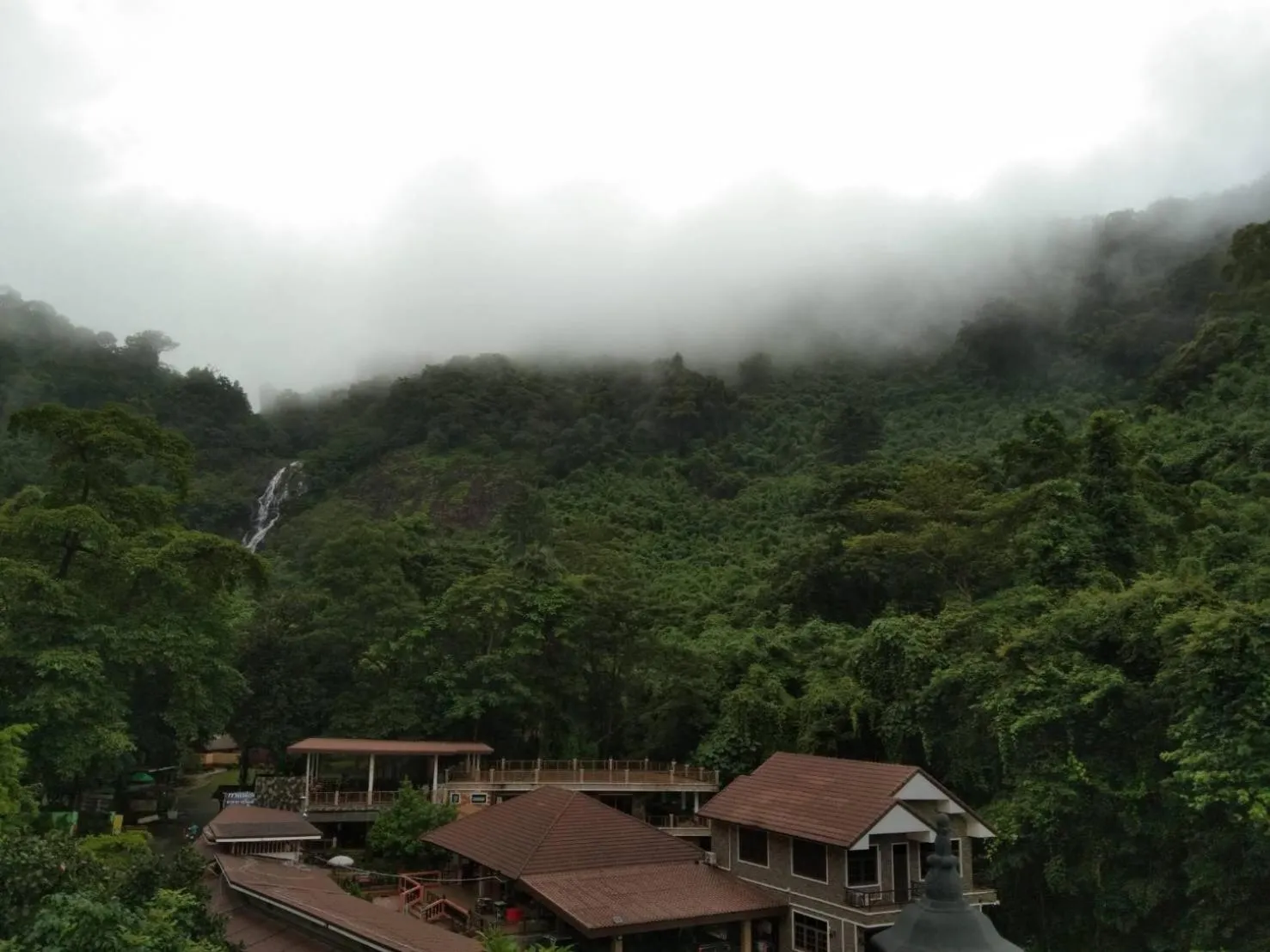 Property building in Namtok Sarika Resotel