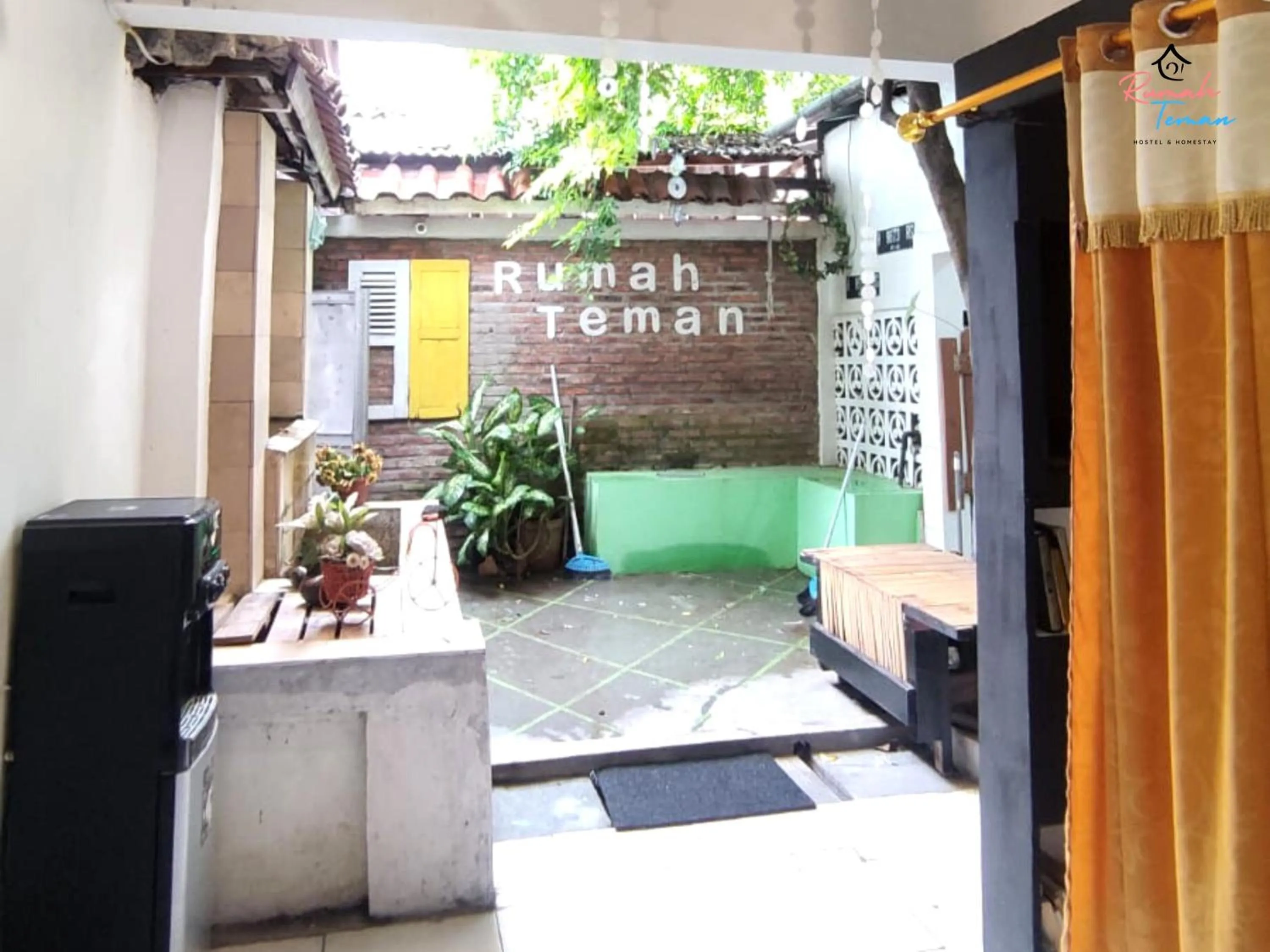 Garden in Rumah Teman Hostel