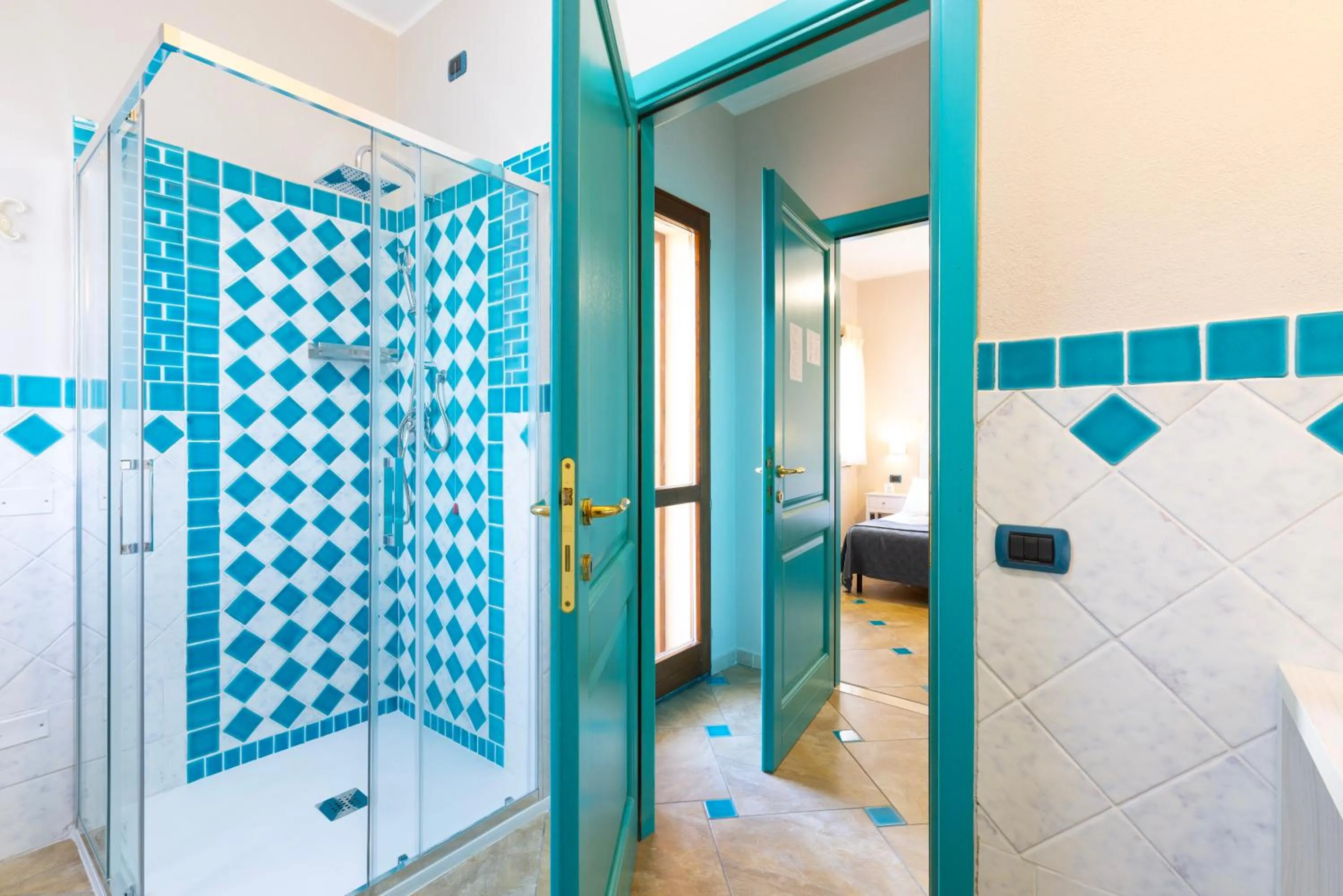 Shower in Giaco's Rooms