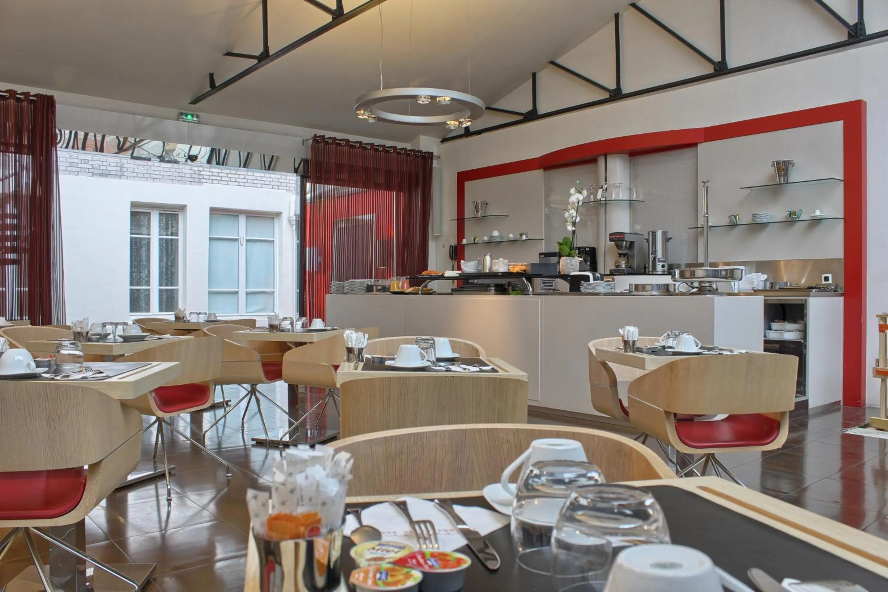 Restaurant/places to eat in Pavillon Nation