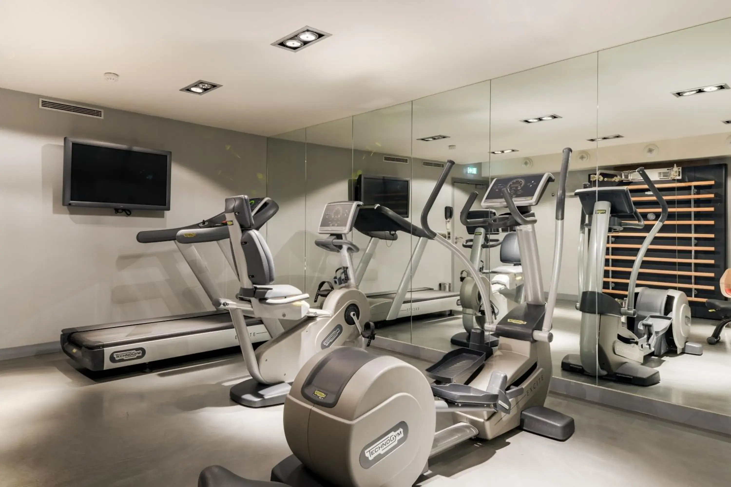 Fitness centre/facilities in Pavillon Nation Fitness centre/facilities in Pavillon Nation