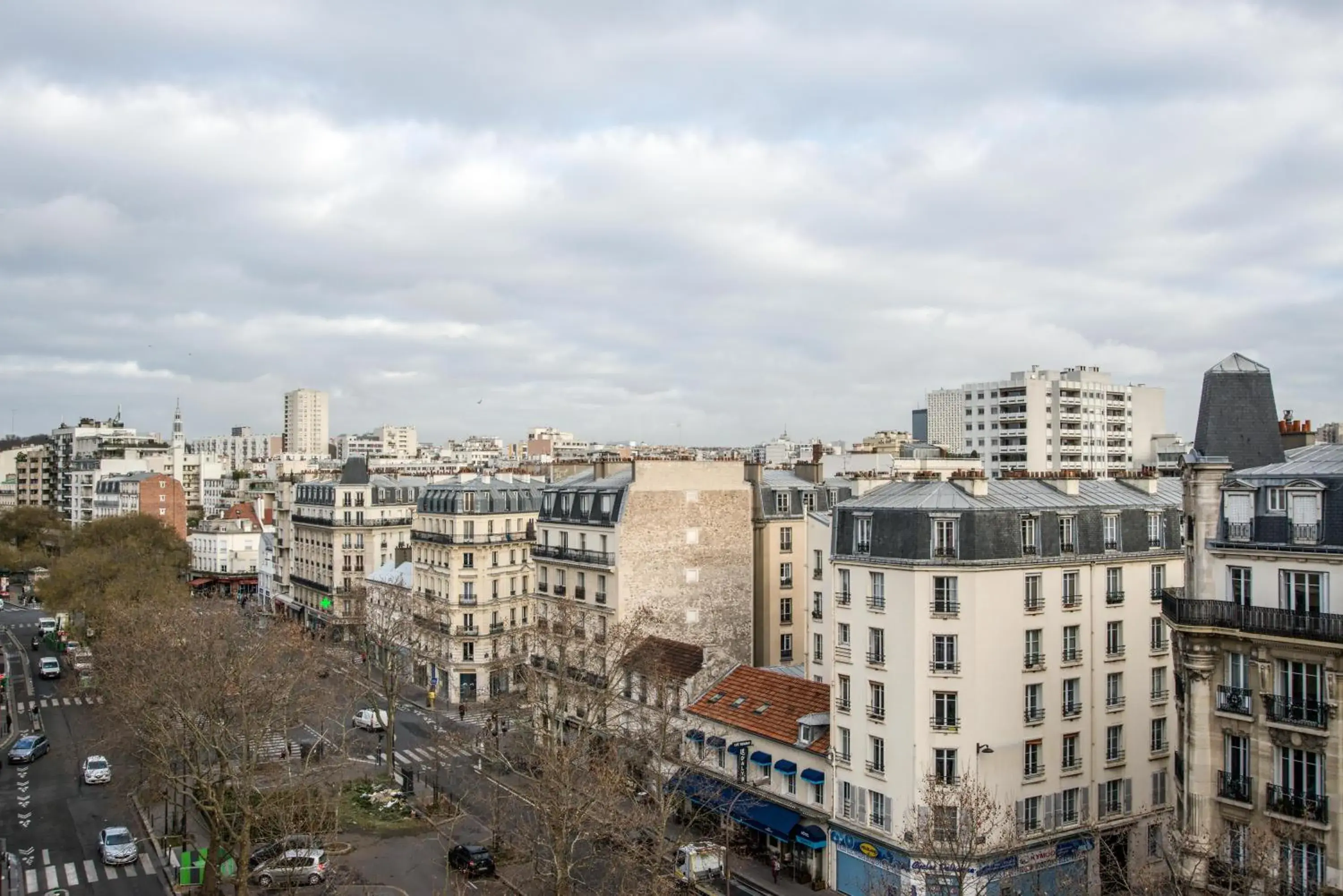 Property building in Pavillon Nation Property building in Pavillon Nation