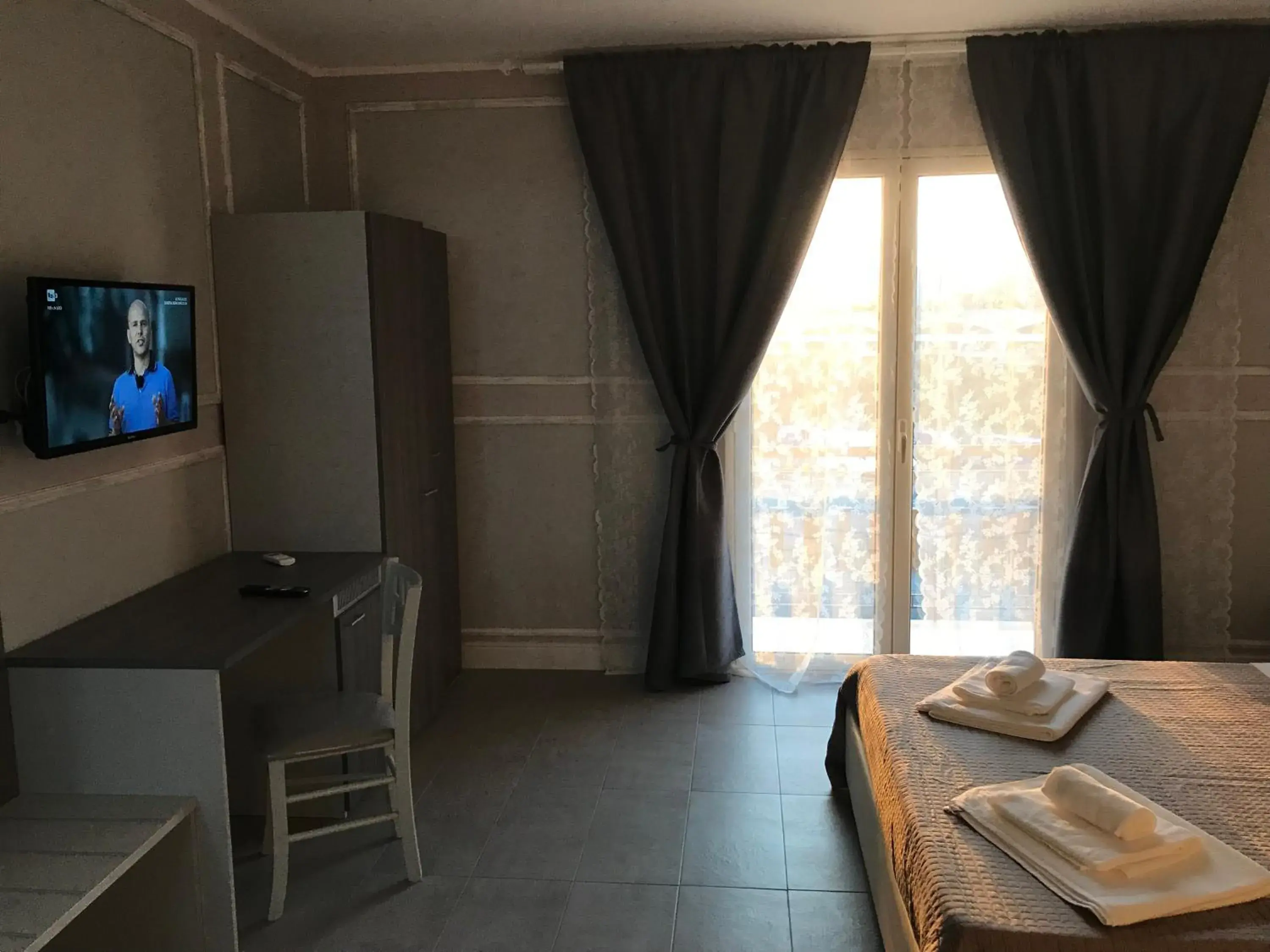 King Room with Balcony - single occupancy in Borgo Palombaio King Room with Balcony - single occupancy in Borgo Palombaio