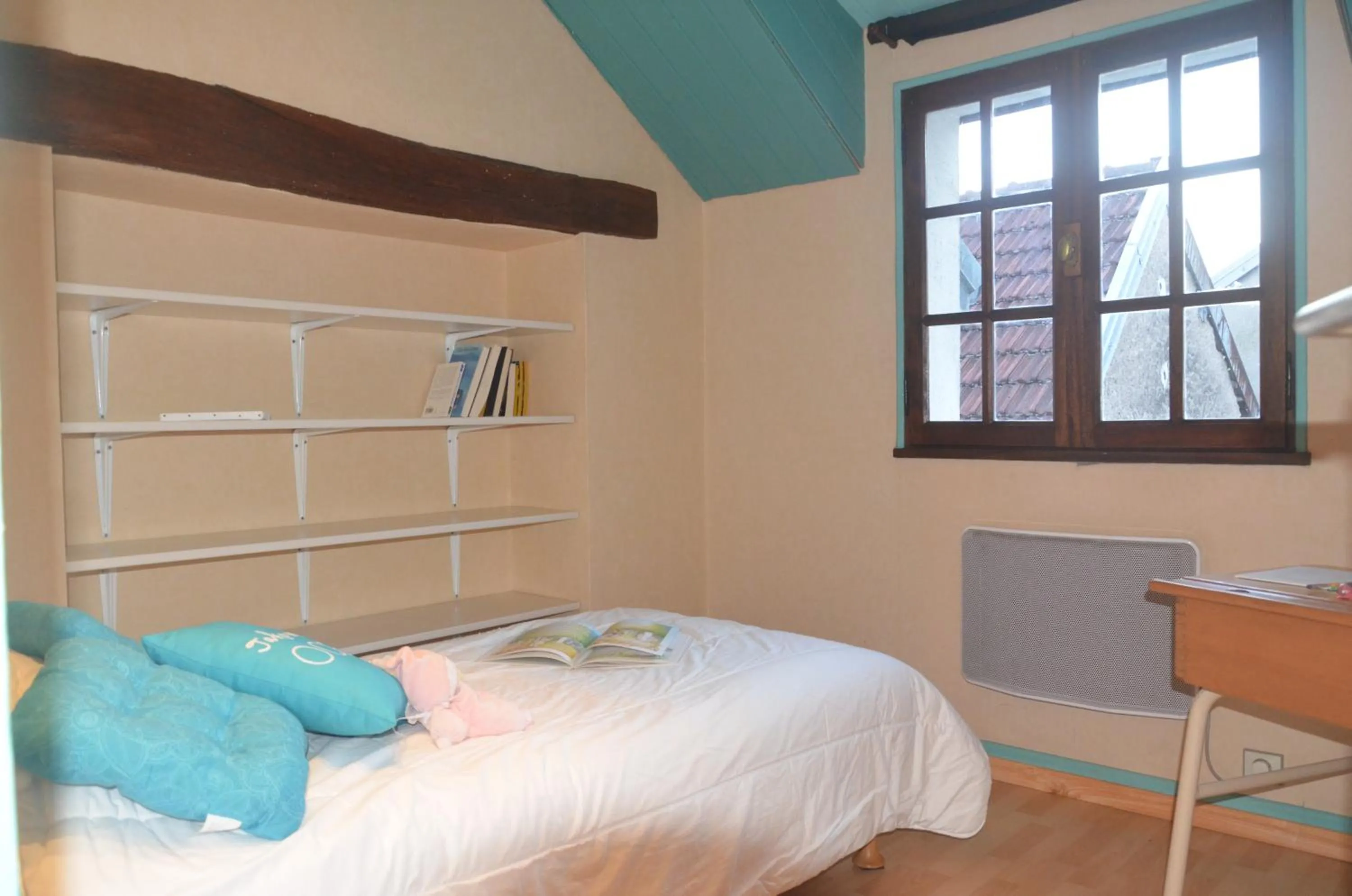 Bedroom, Bed in Histoire d'eau
