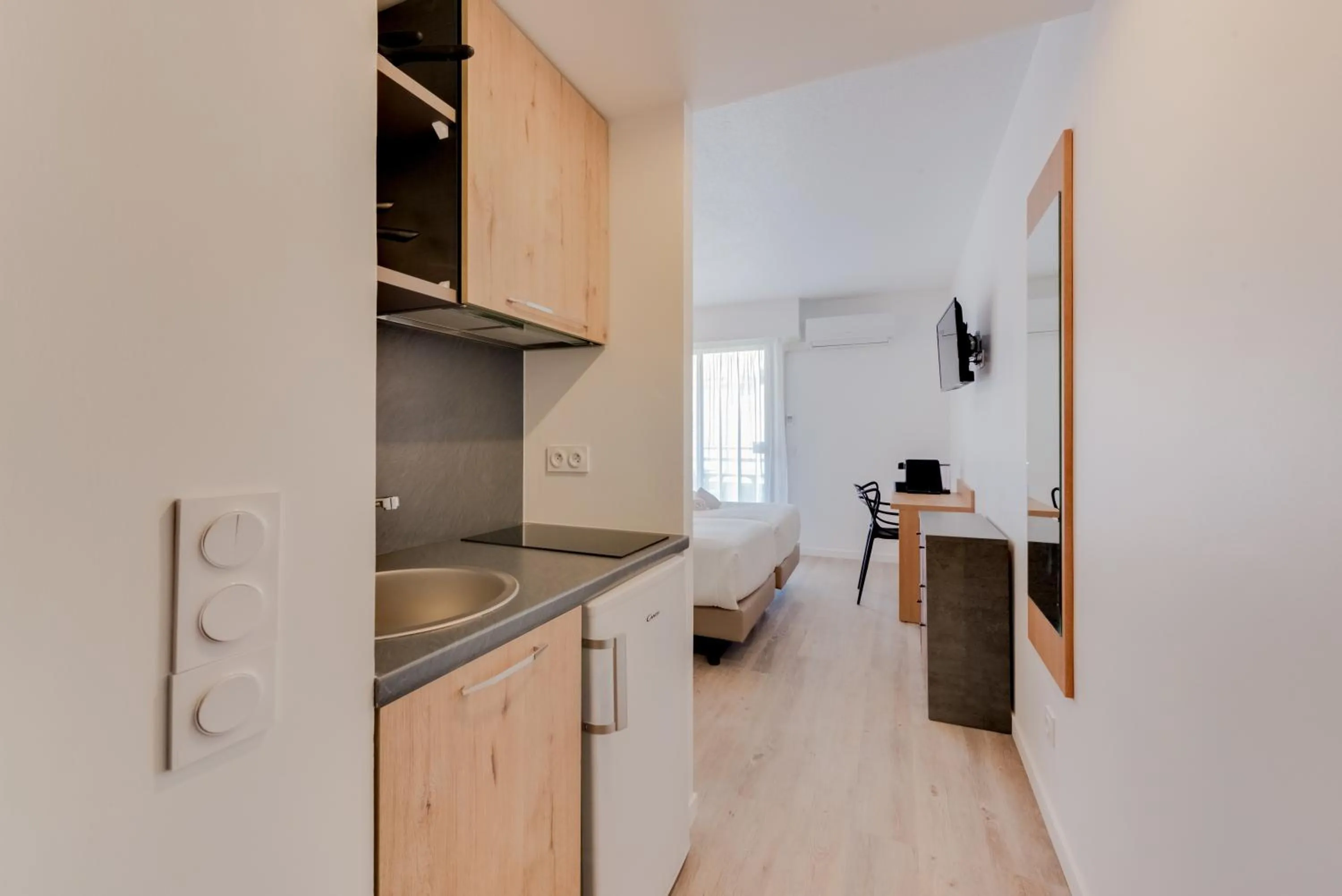 Kitchen or kitchenette in Residhotel Les Coralynes