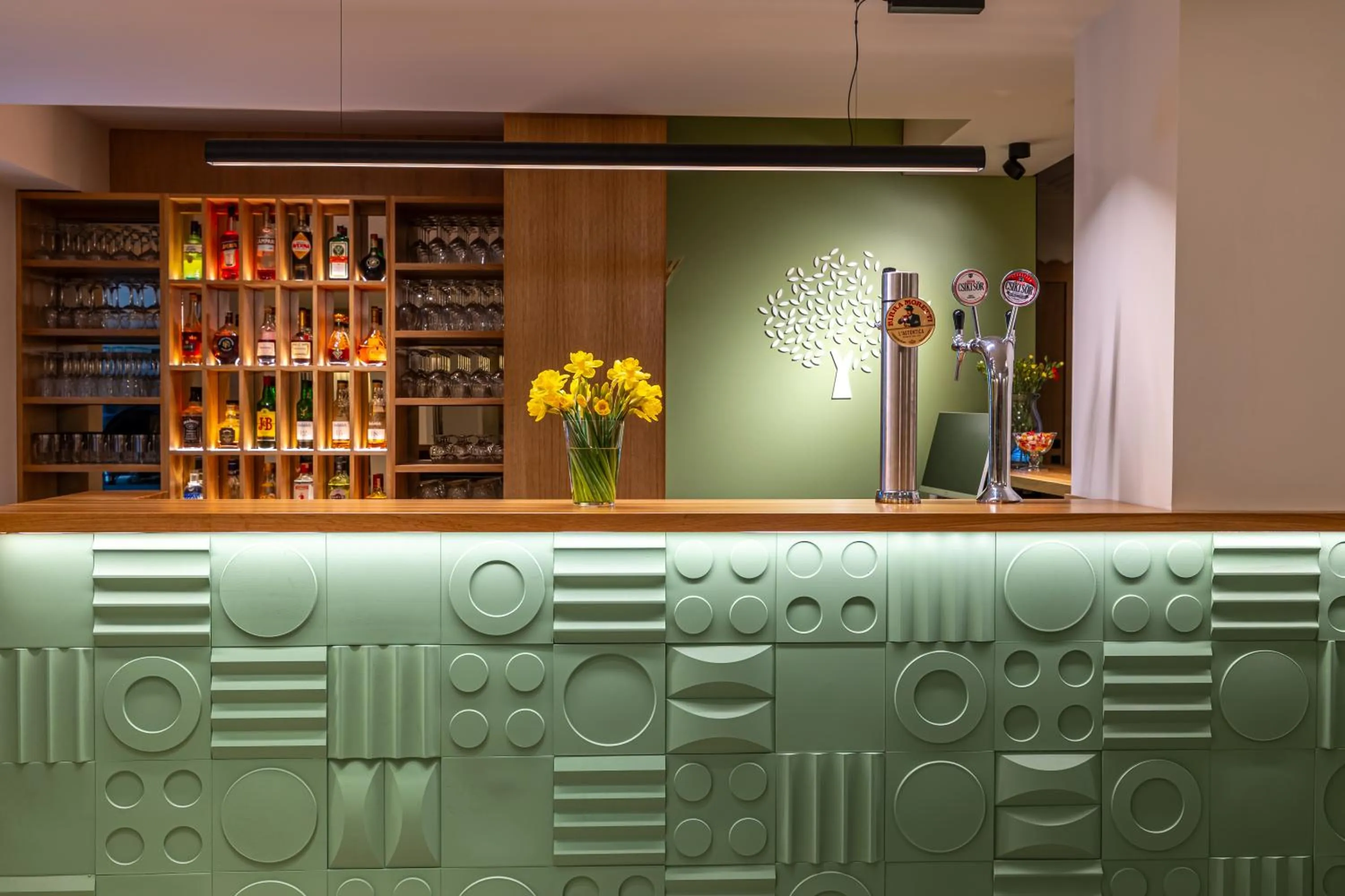 Armonia by Aristocratis