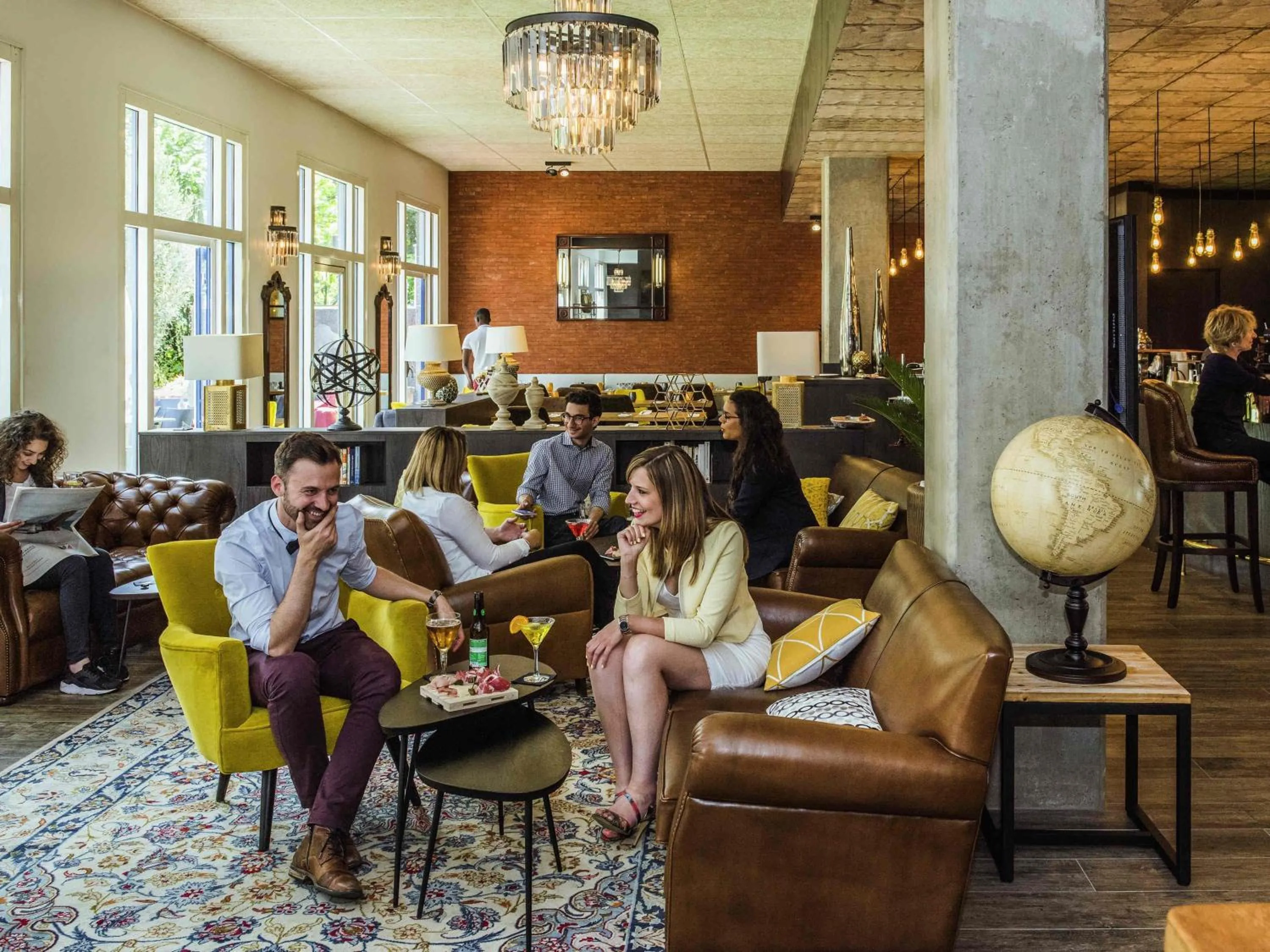 Lounge or bar in Mercure Paris Porte de Pantin