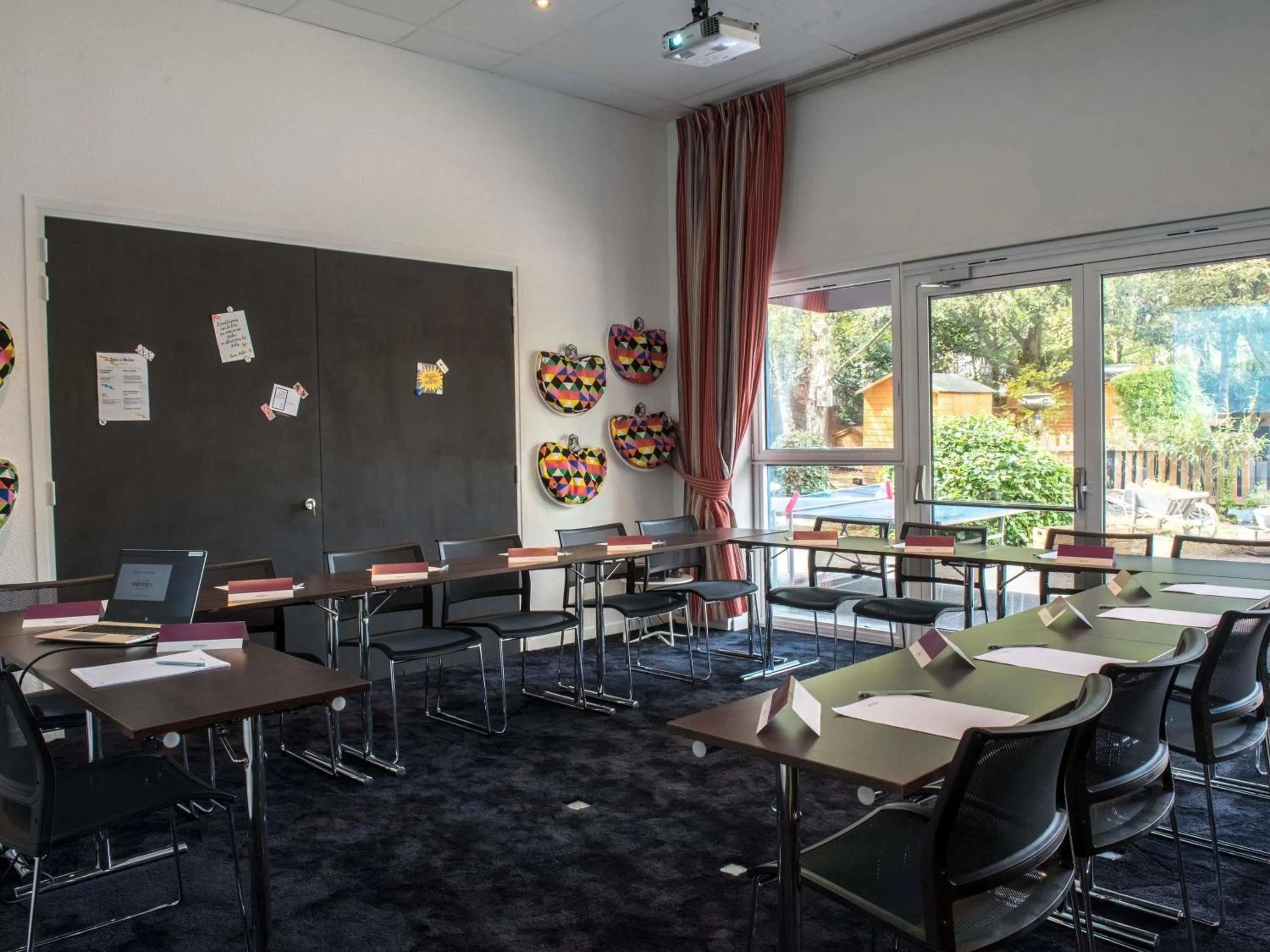 Meeting/conference room in Mercure Paris Porte de Pantin