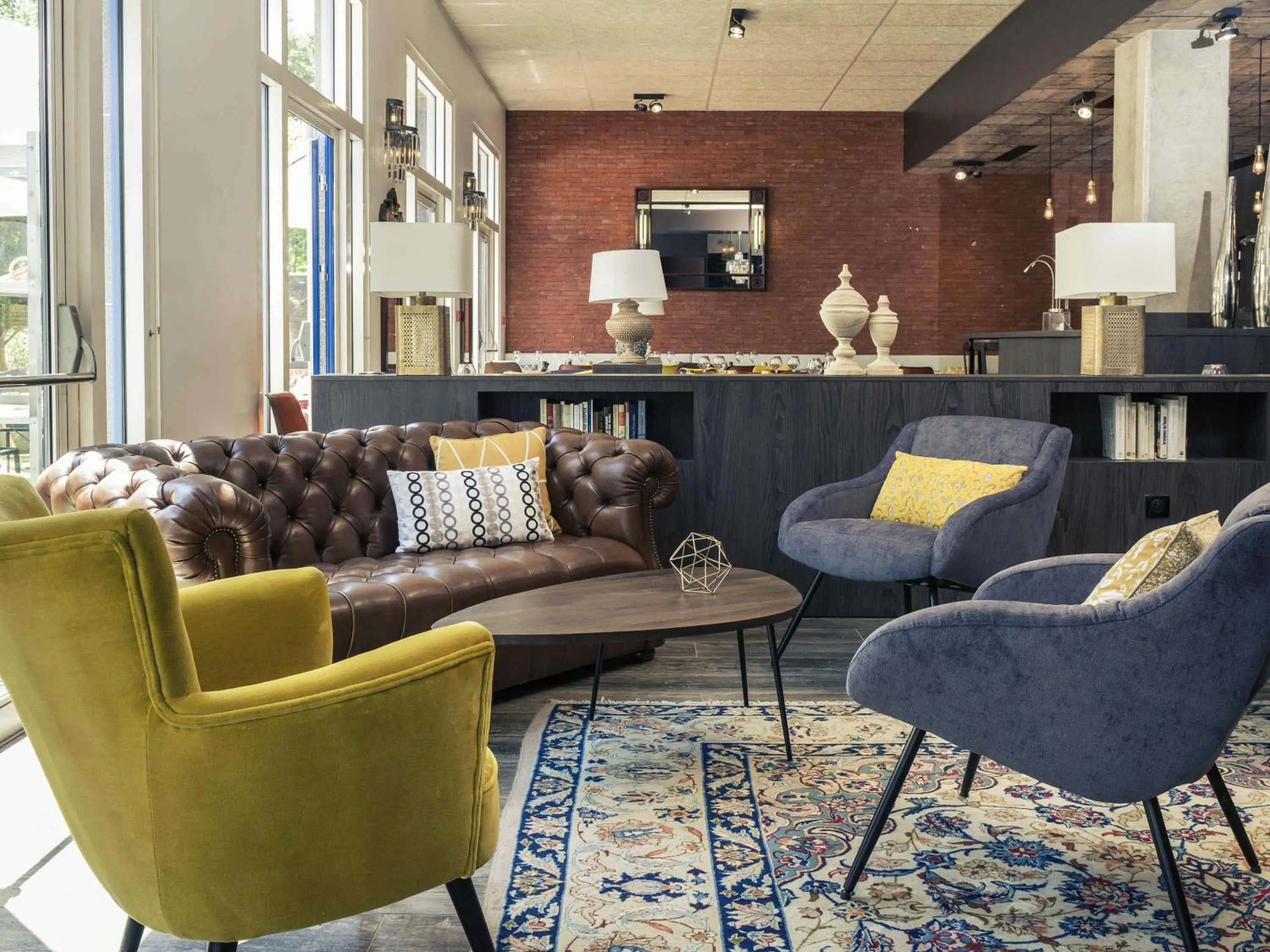 Lounge or bar in Mercure Paris Porte de Pantin