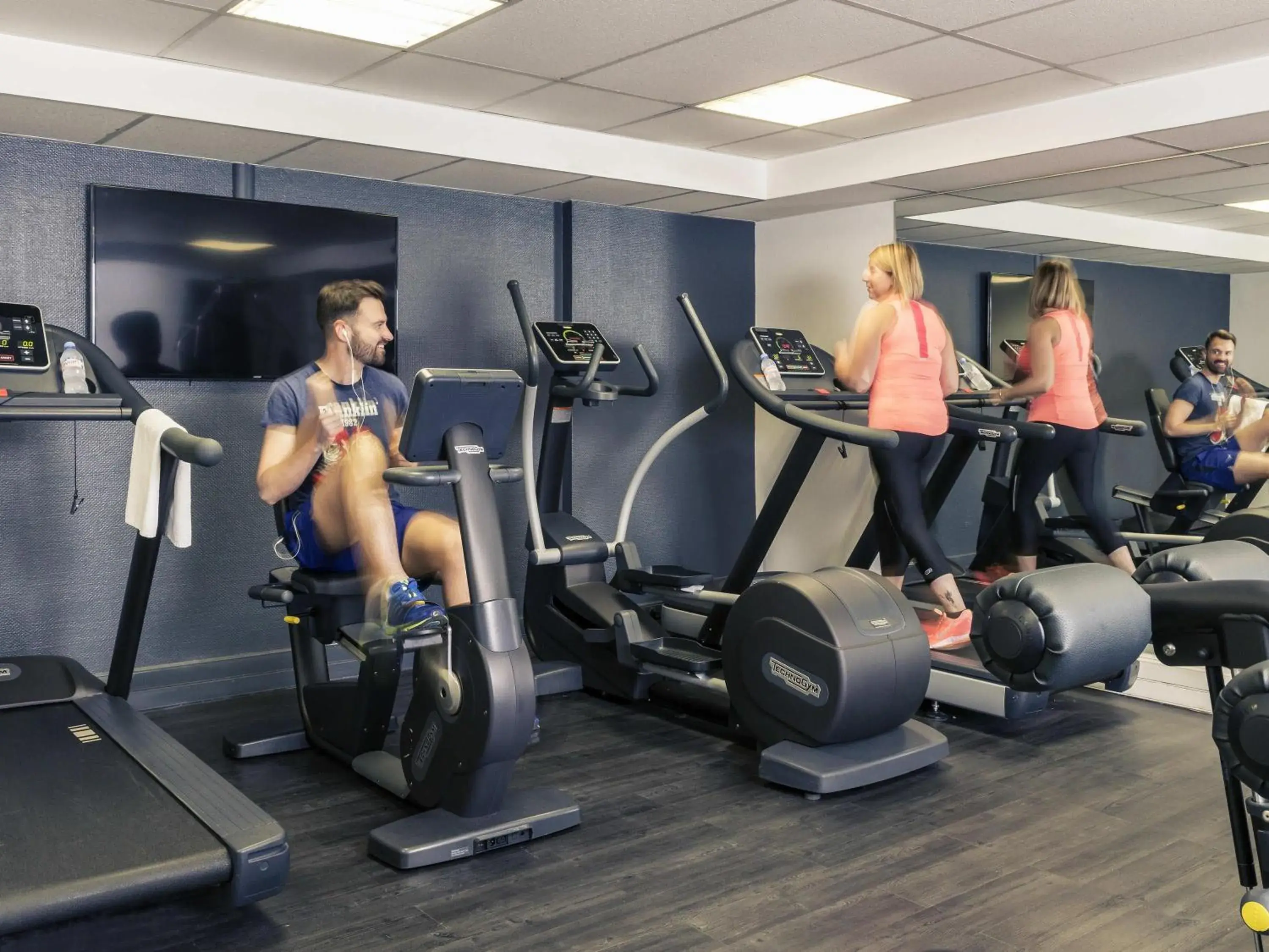 Fitness centre/facilities in Mercure Paris Porte de Pantin Fitness centre/facilities in Mercure Paris Porte de Pantin