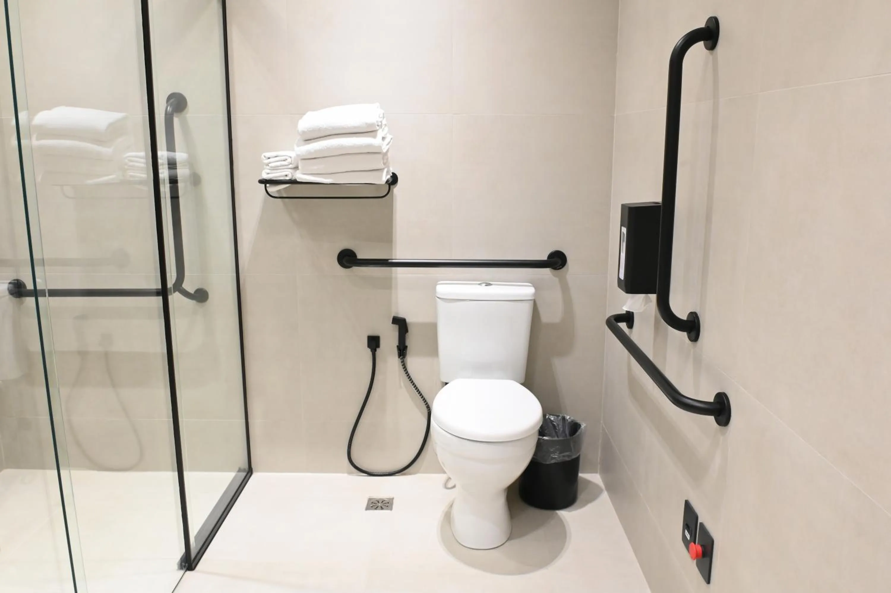 Bathroom in Slaviero Blumenau