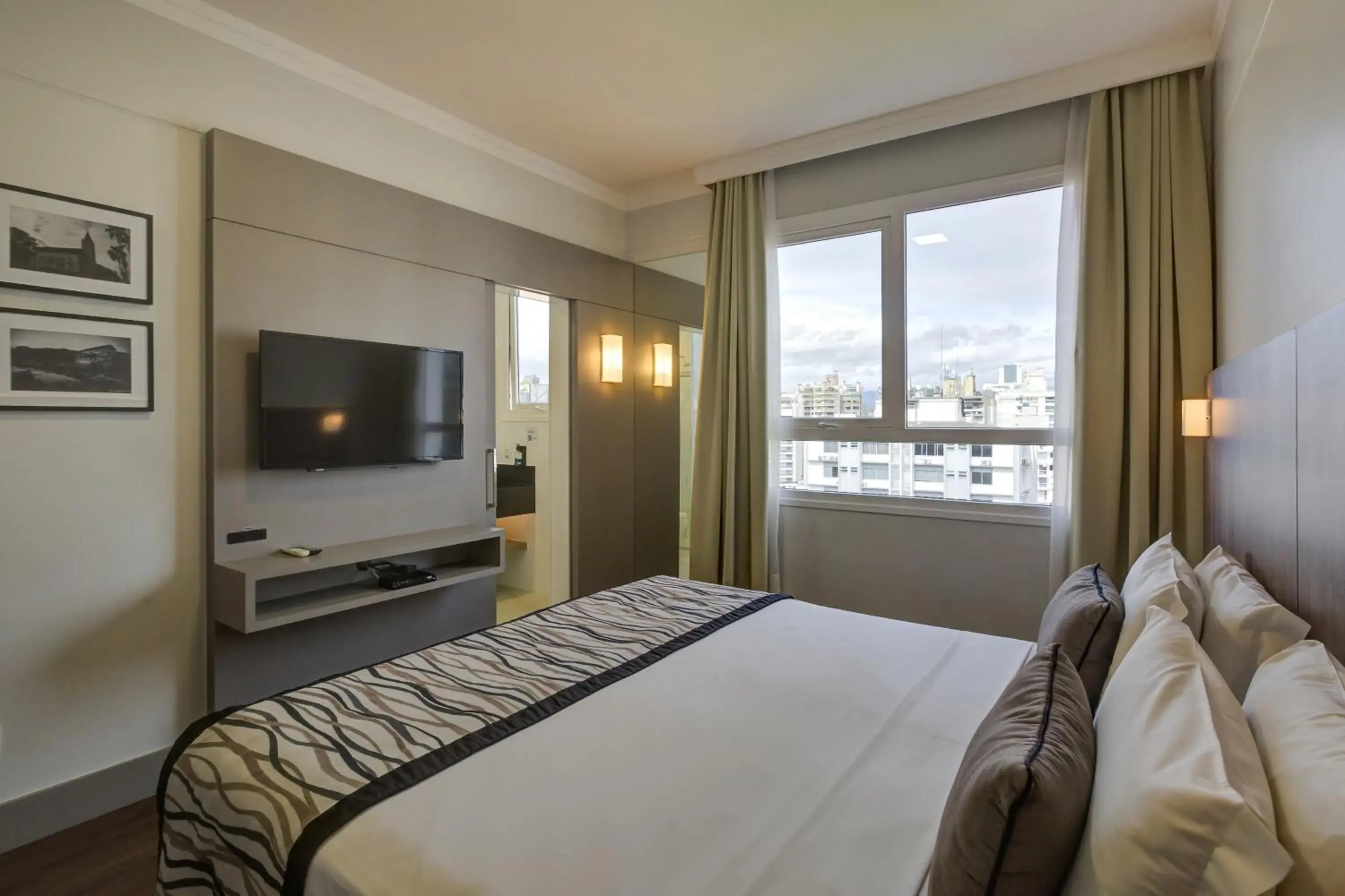 Superior Double Room - single occupancy in Slaviero Blumenau Superior Double Room - single occupancy in Slaviero Blumenau