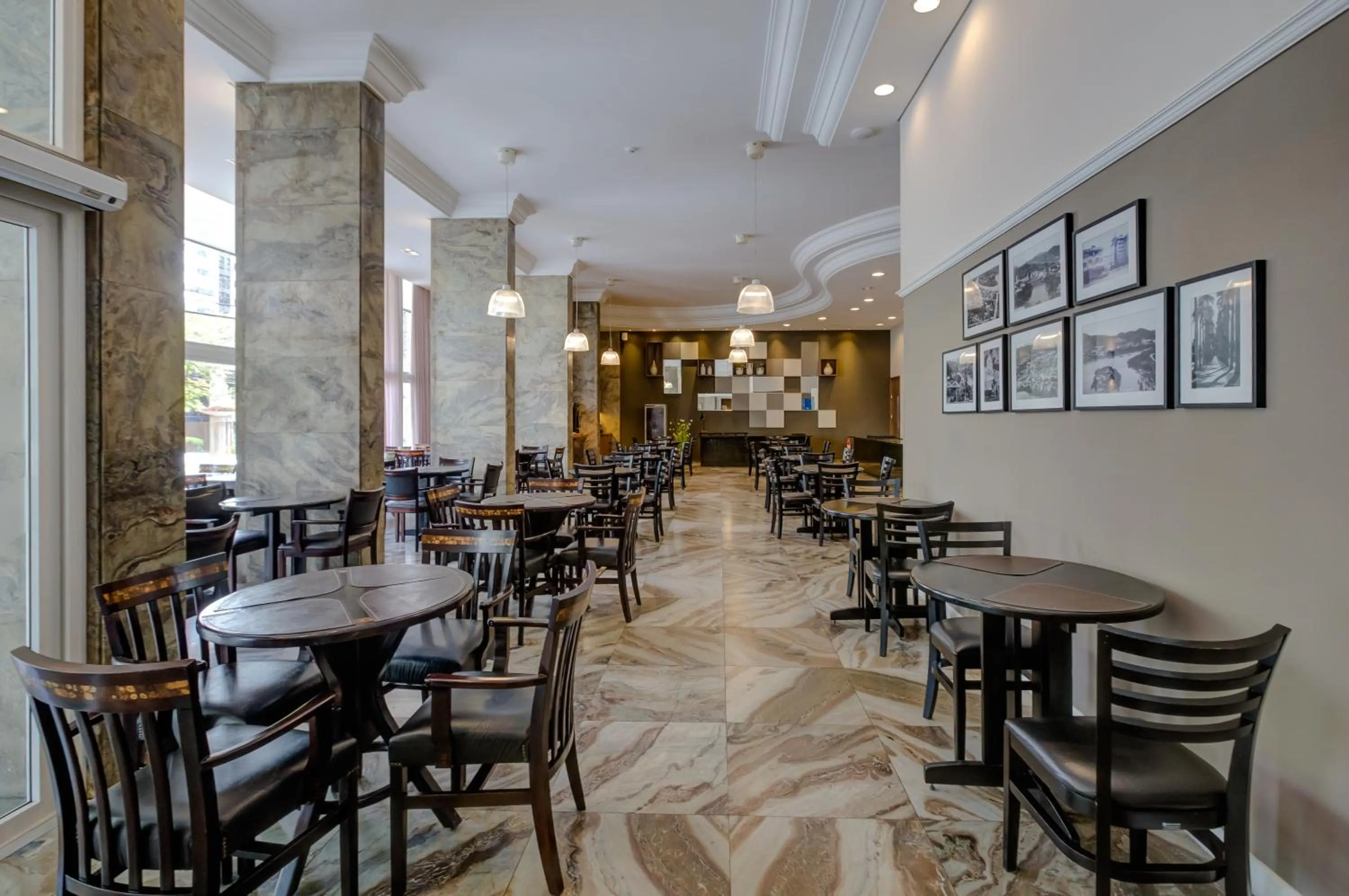 Restaurant/places to eat in Slaviero Blumenau