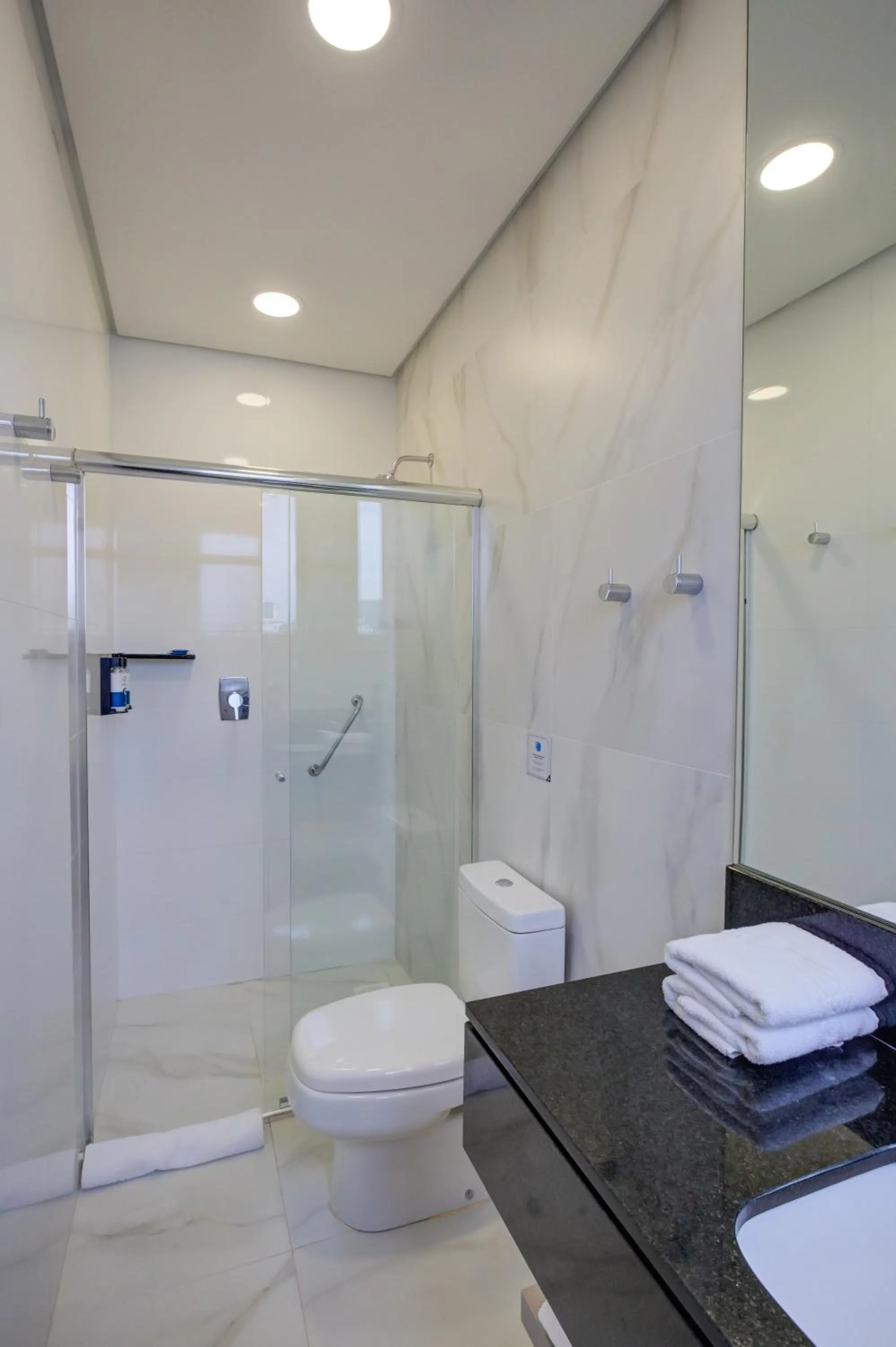 Toilet in Slaviero Blumenau