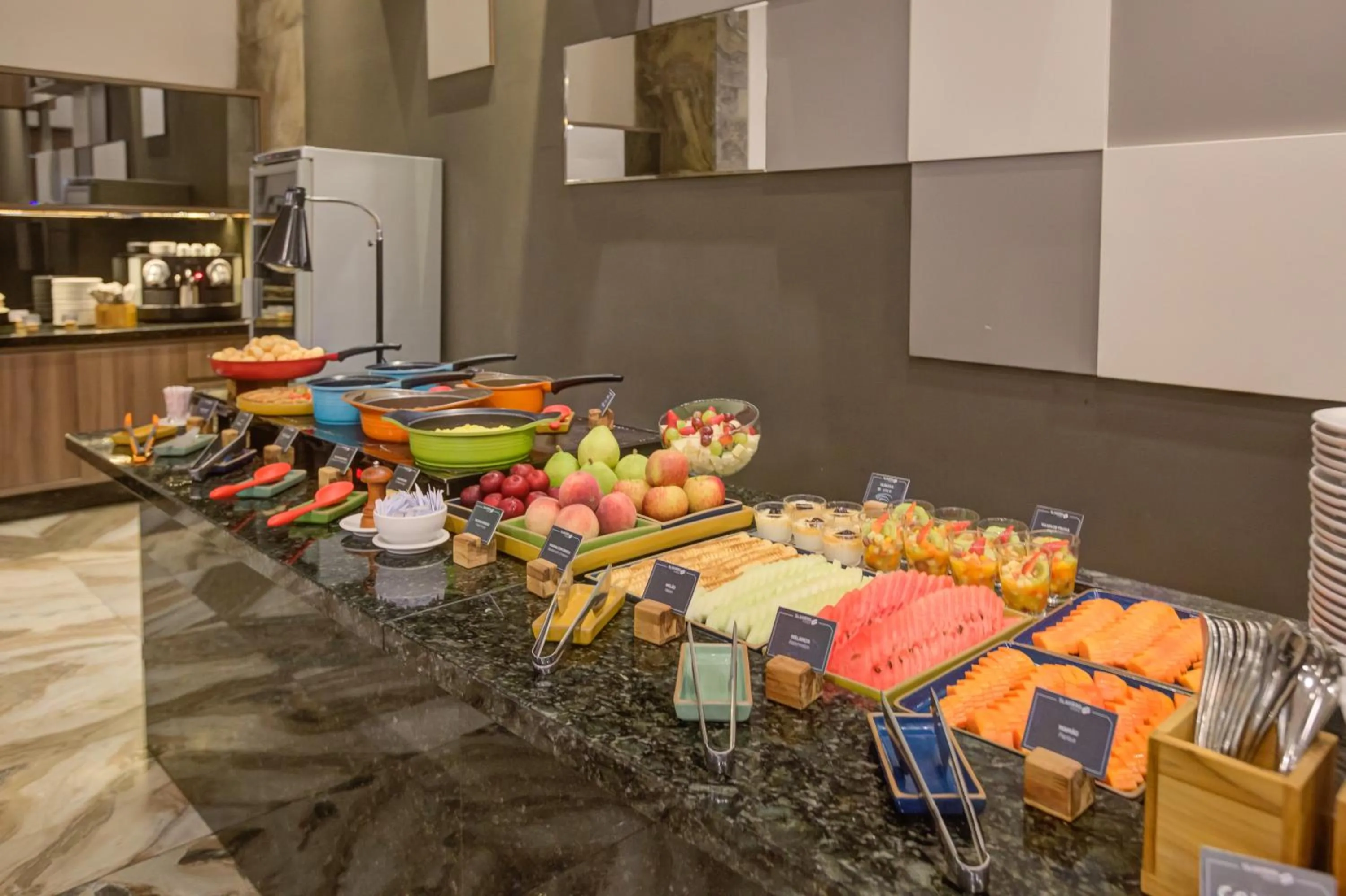 Breakfast in Slaviero Blumenau