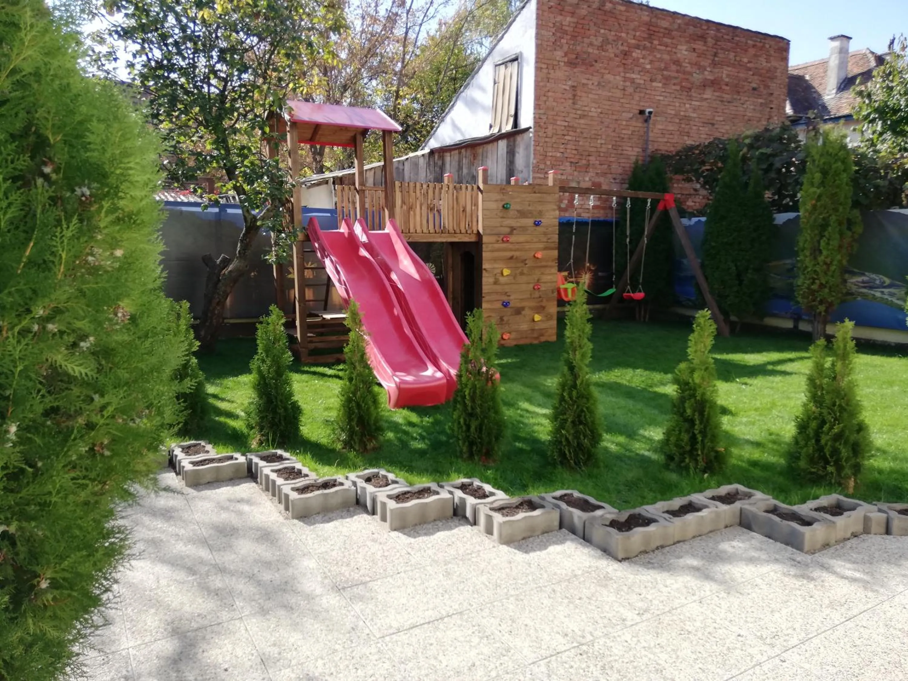 Children play ground in Family Fewo Sibiu