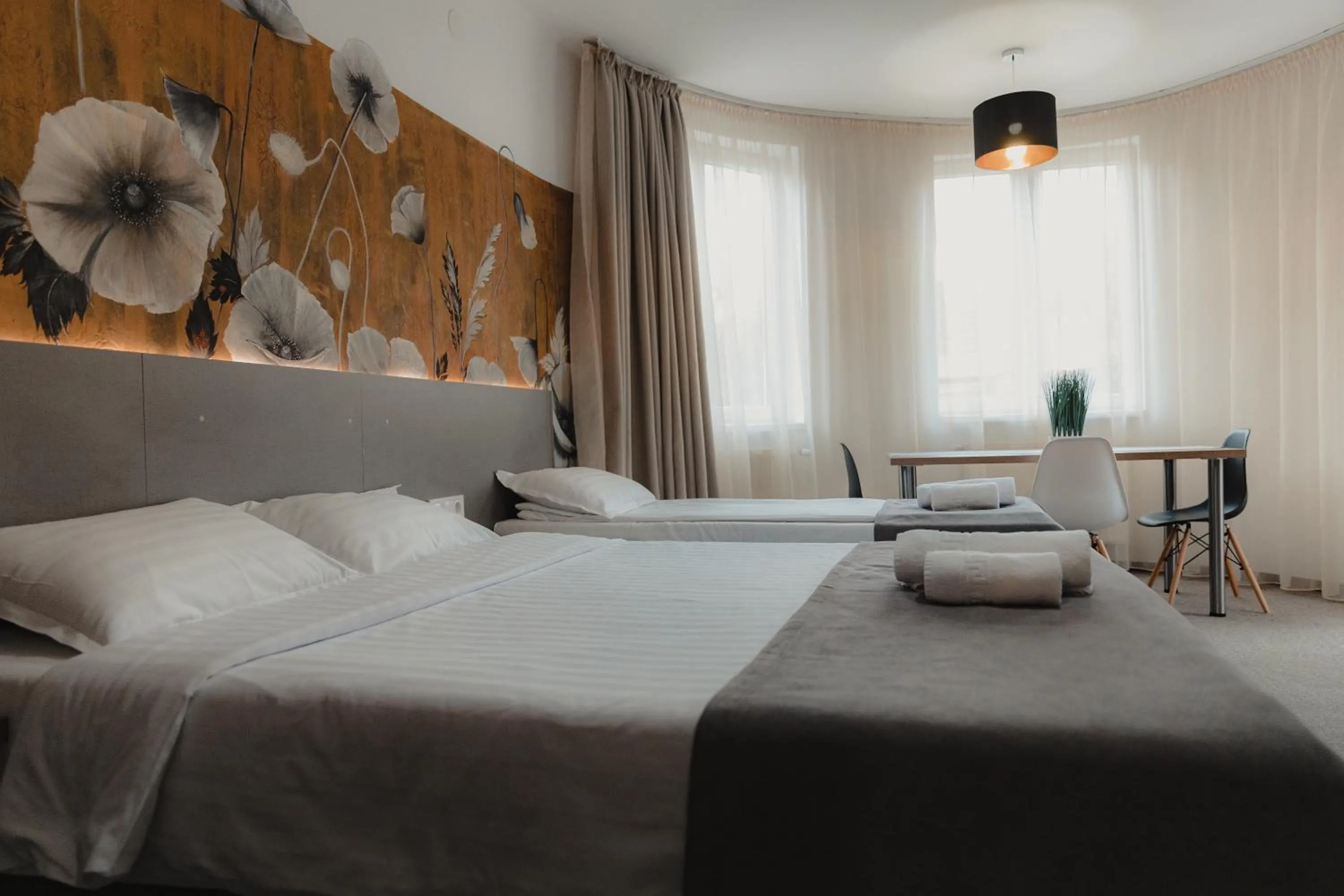 Photo of the whole room, Bed in Family Fewo Sibiu