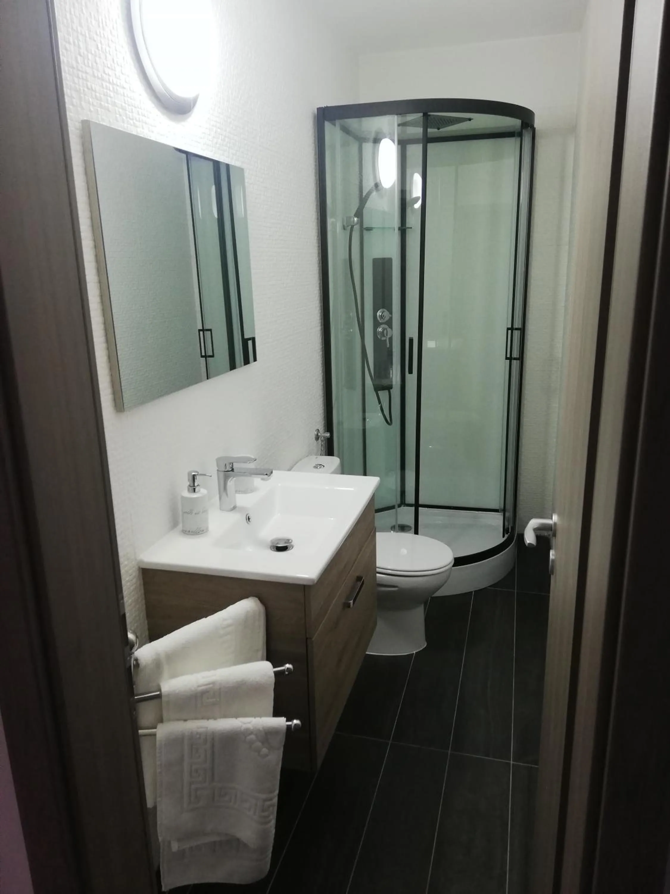 Bathroom in Family Fewo Sibiu