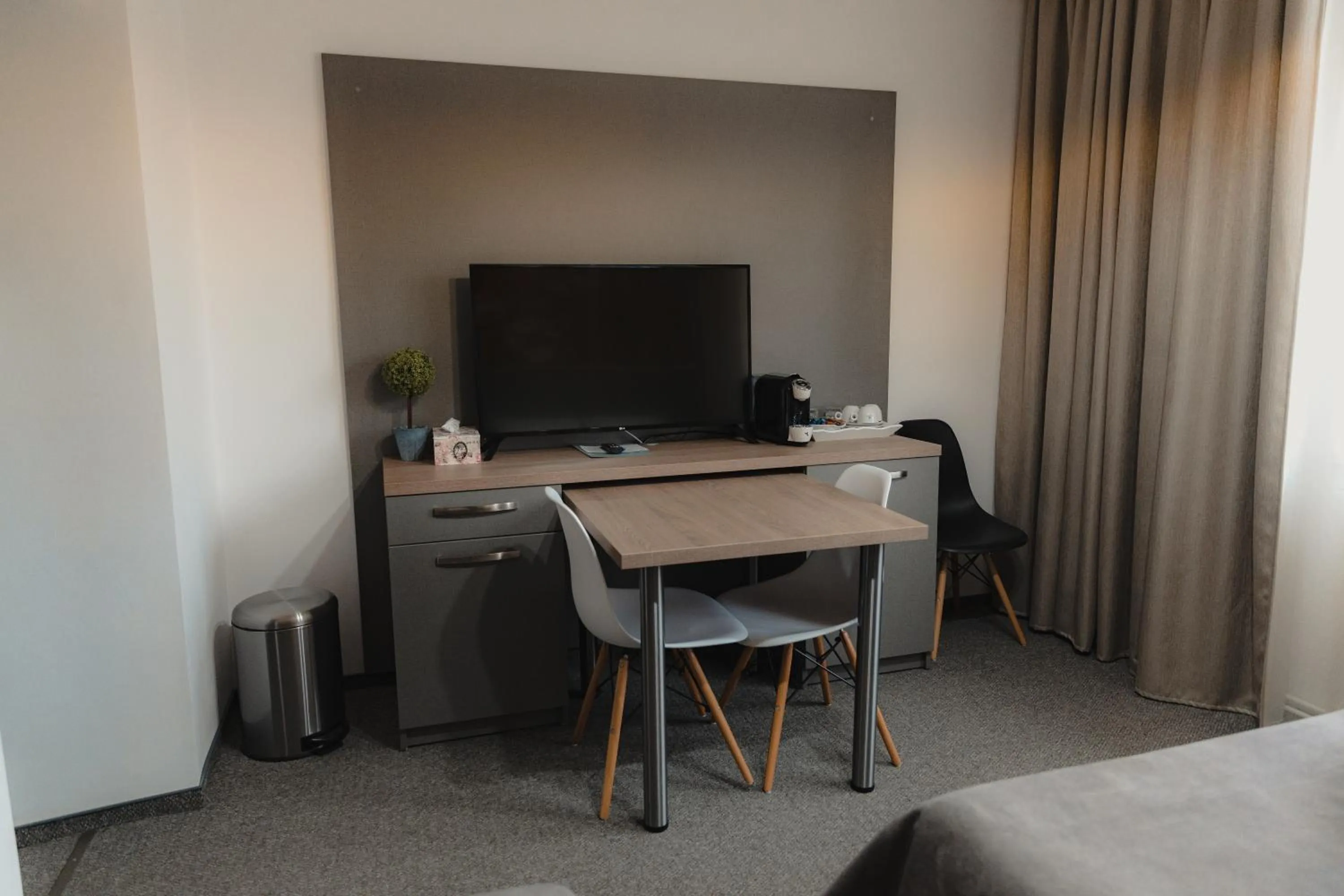 TV and multimedia in Family Fewo Sibiu